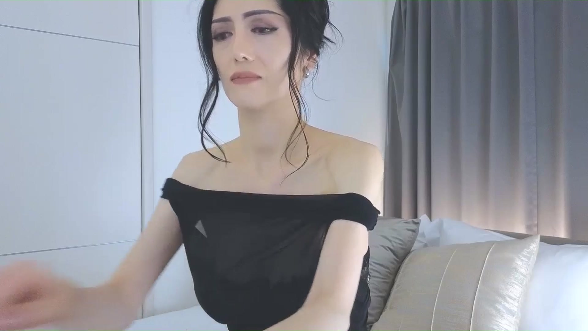 Gallery image thumbnail from Eleah's myfreecams stream on, 09/07/2025, 08:49 image 5 of 20