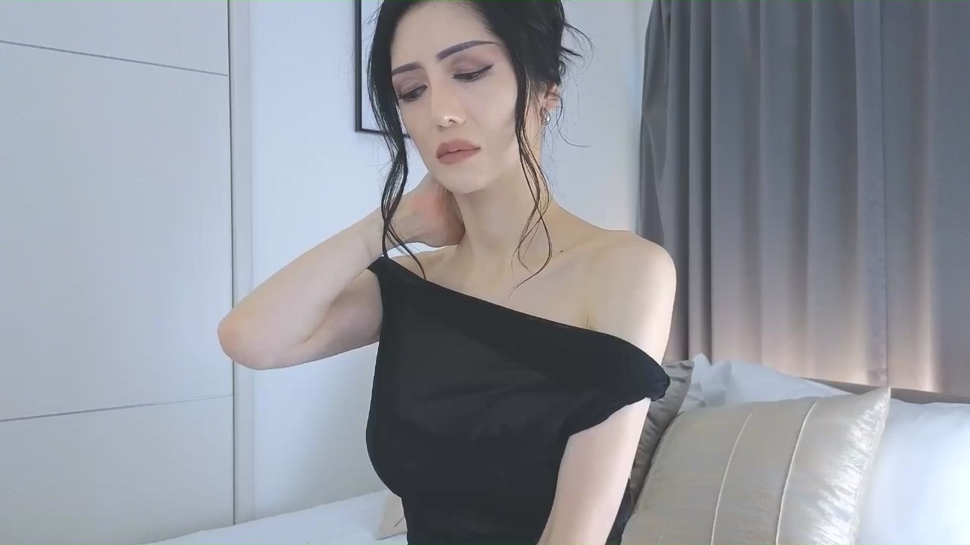 Gallery image thumbnail from Eleah's myfreecams stream on, 09/07/2025, 08:49 image 6 of 20