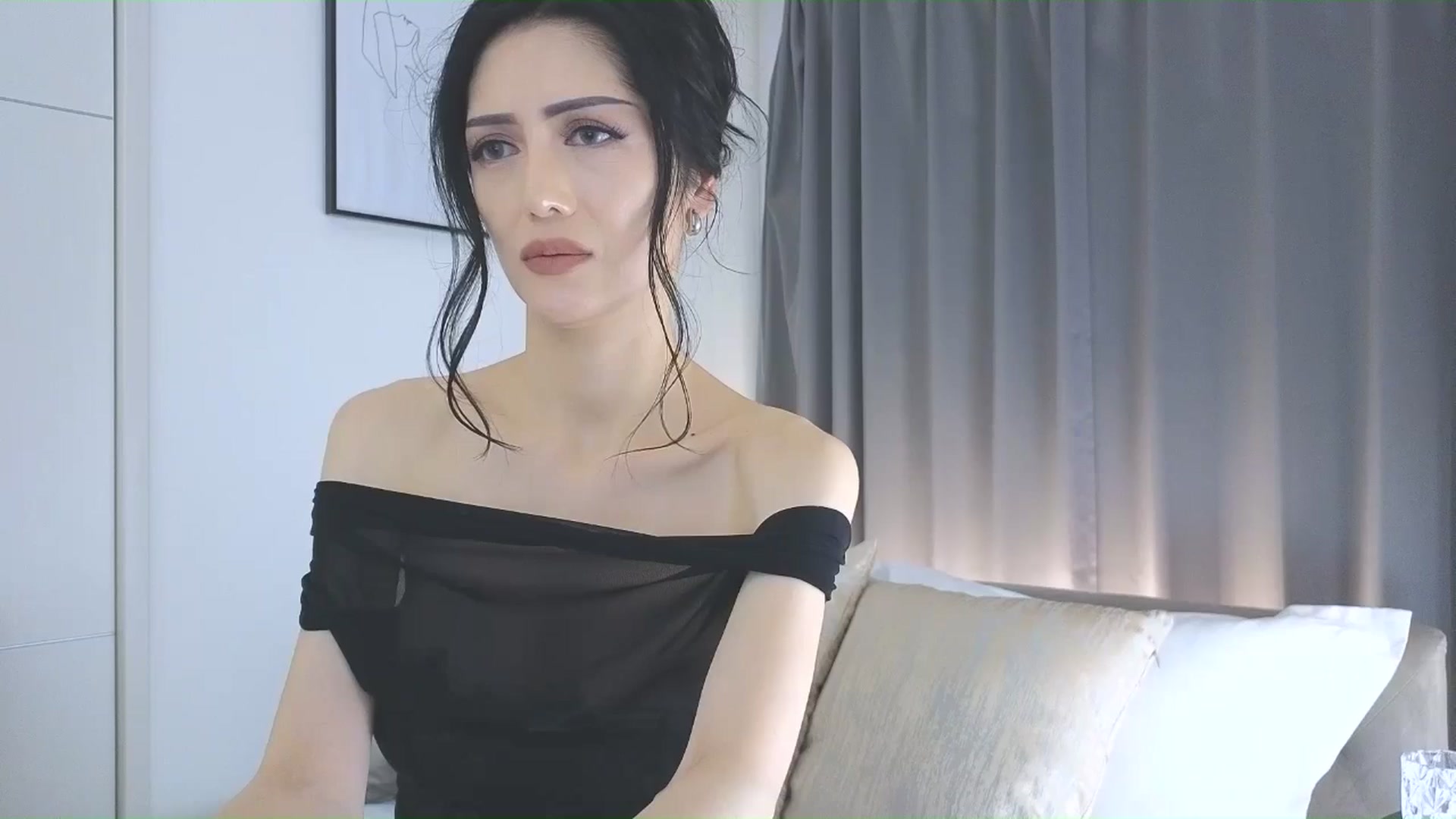 Gallery image thumbnail from Eleah's myfreecams stream on, 09/07/2025, 10:35 image 7 of 20