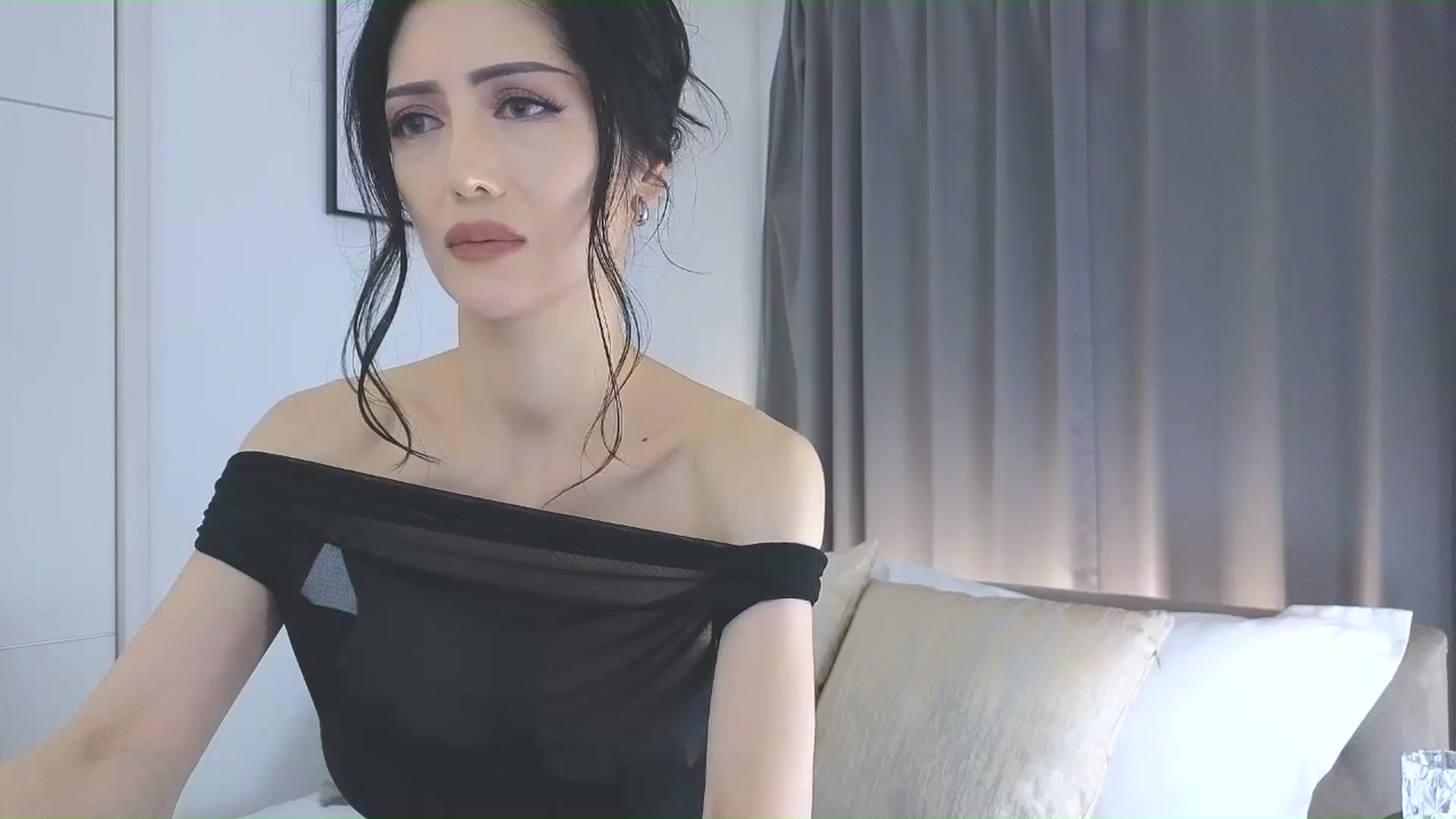 Gallery image thumbnail from Eleah's myfreecams stream on, 09/07/2025, 10:35 image 5 of 20