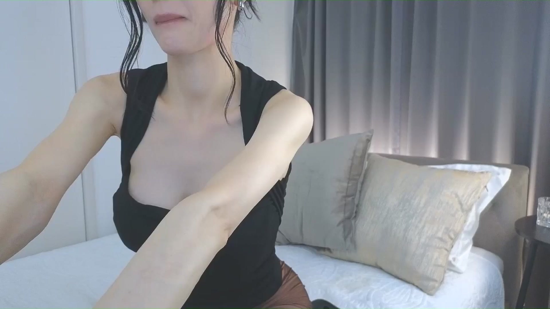 Gallery image thumbnail from Eleah's myfreecams stream on, 09/14/2025, 10:57 image 15 of 20