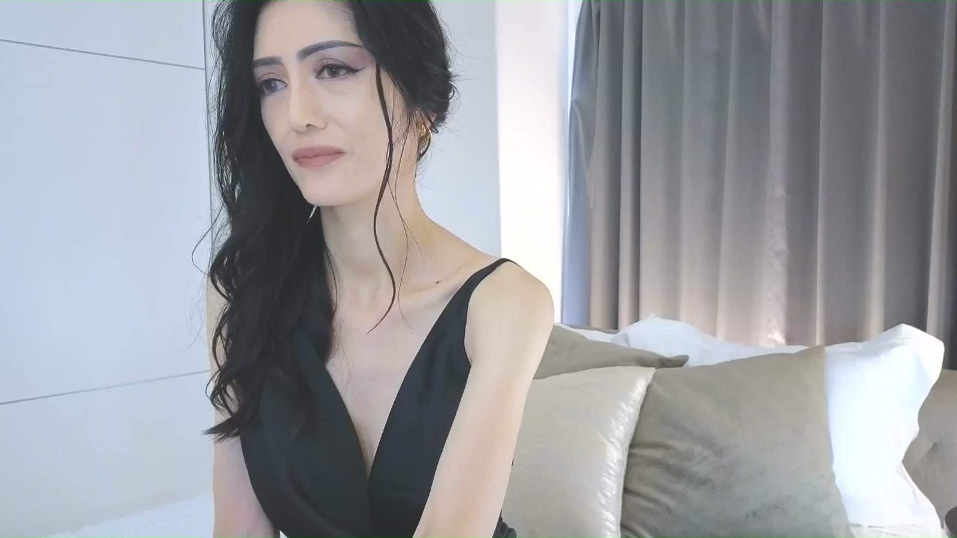 Gallery image thumbnail from Eleah's myfreecams stream on, 09/28/2025, 08:24 image 16 of 20