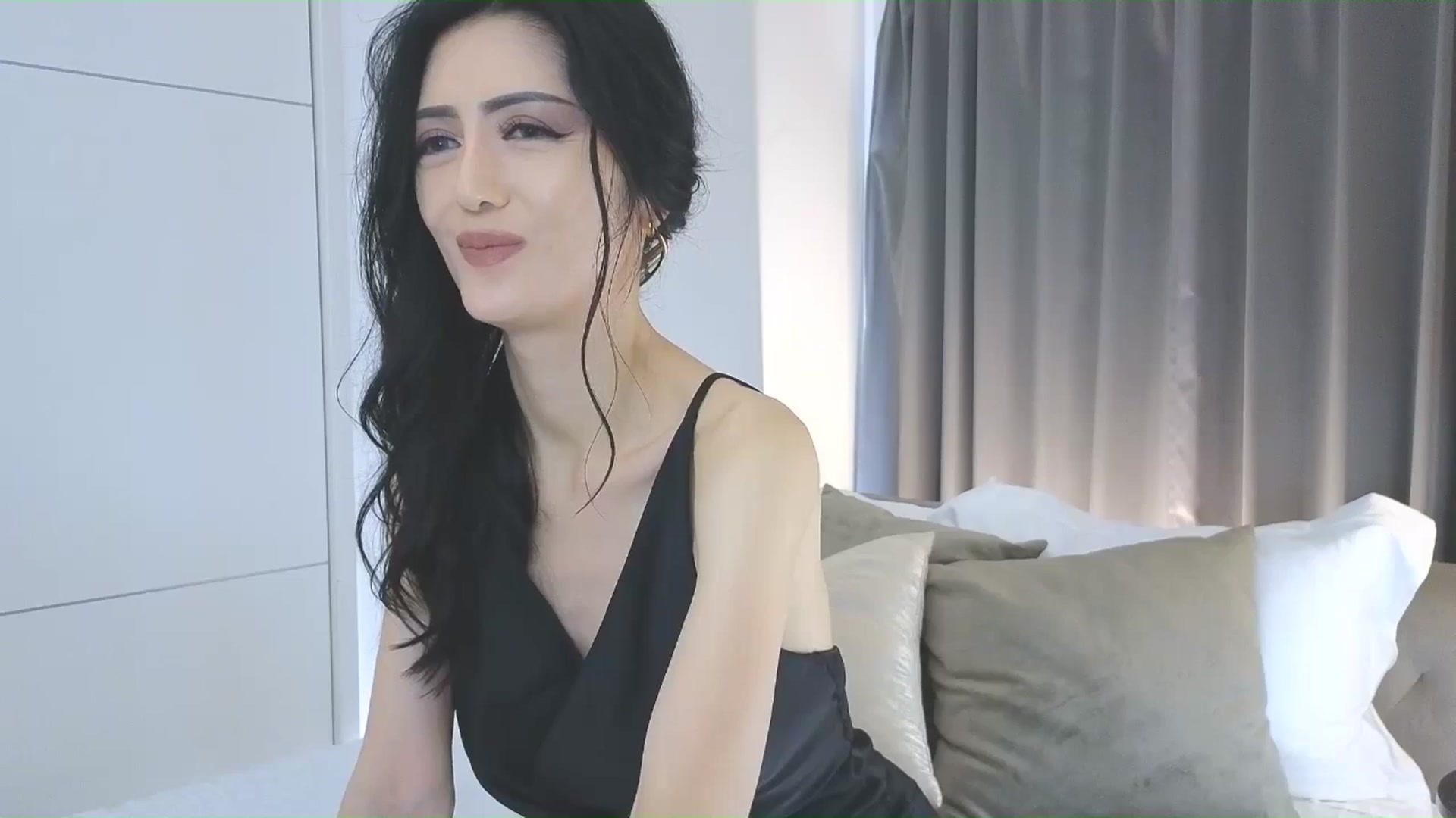 Gallery image thumbnail from Eleah's myfreecams stream on, 09/28/2025, 08:24 image 17 of 20