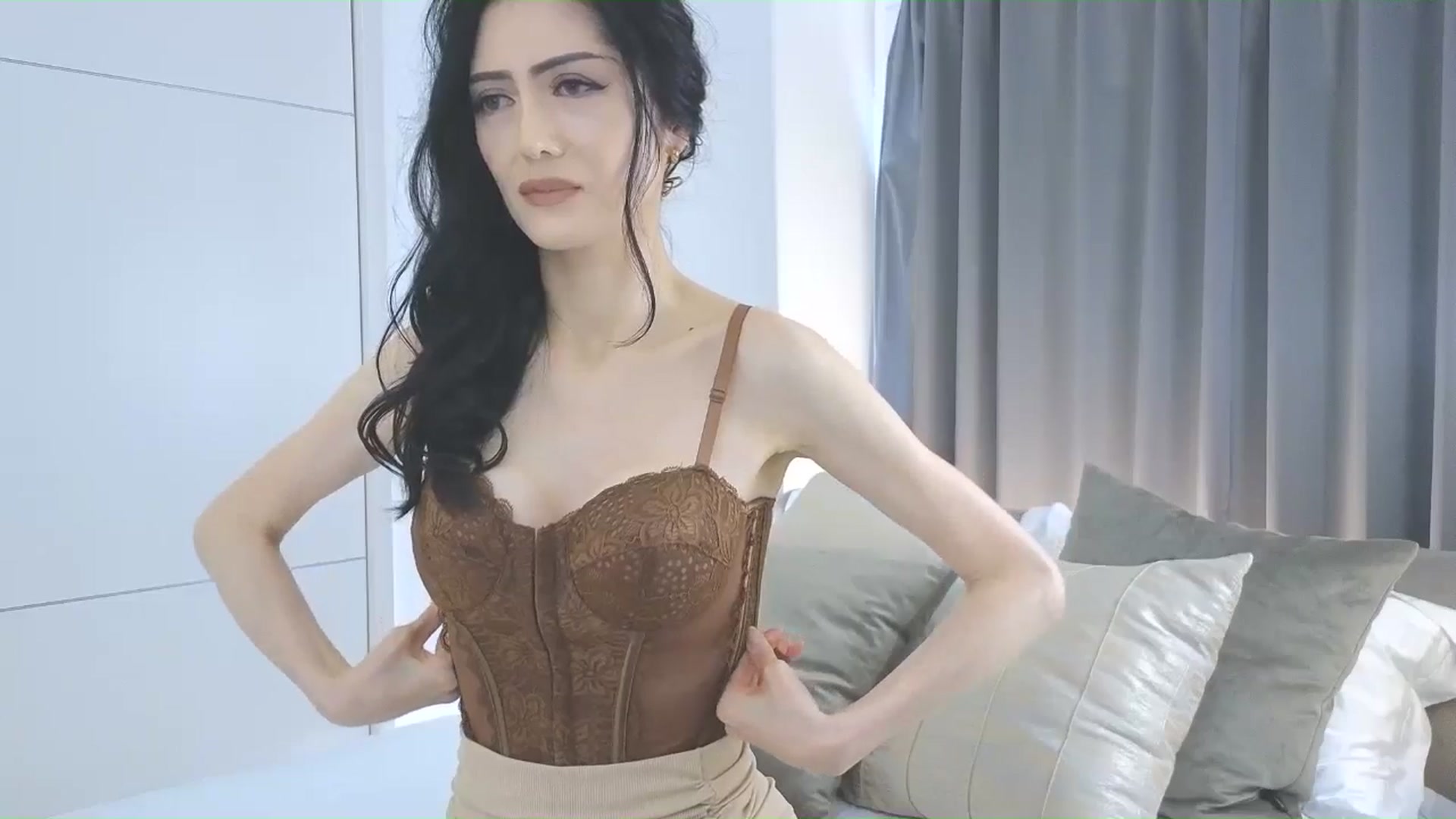 Gallery image thumbnail from Eleah's myfreecams stream on, 10/05/2025, 01:12 image 20 of 20