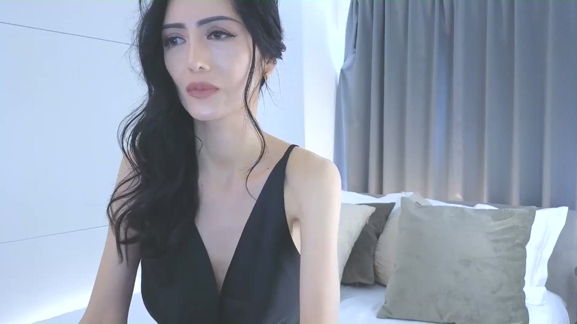 Gallery image thumbnail from Eleah's myfreecams stream on, 10/23/2025, 02:11 image 15 of 20