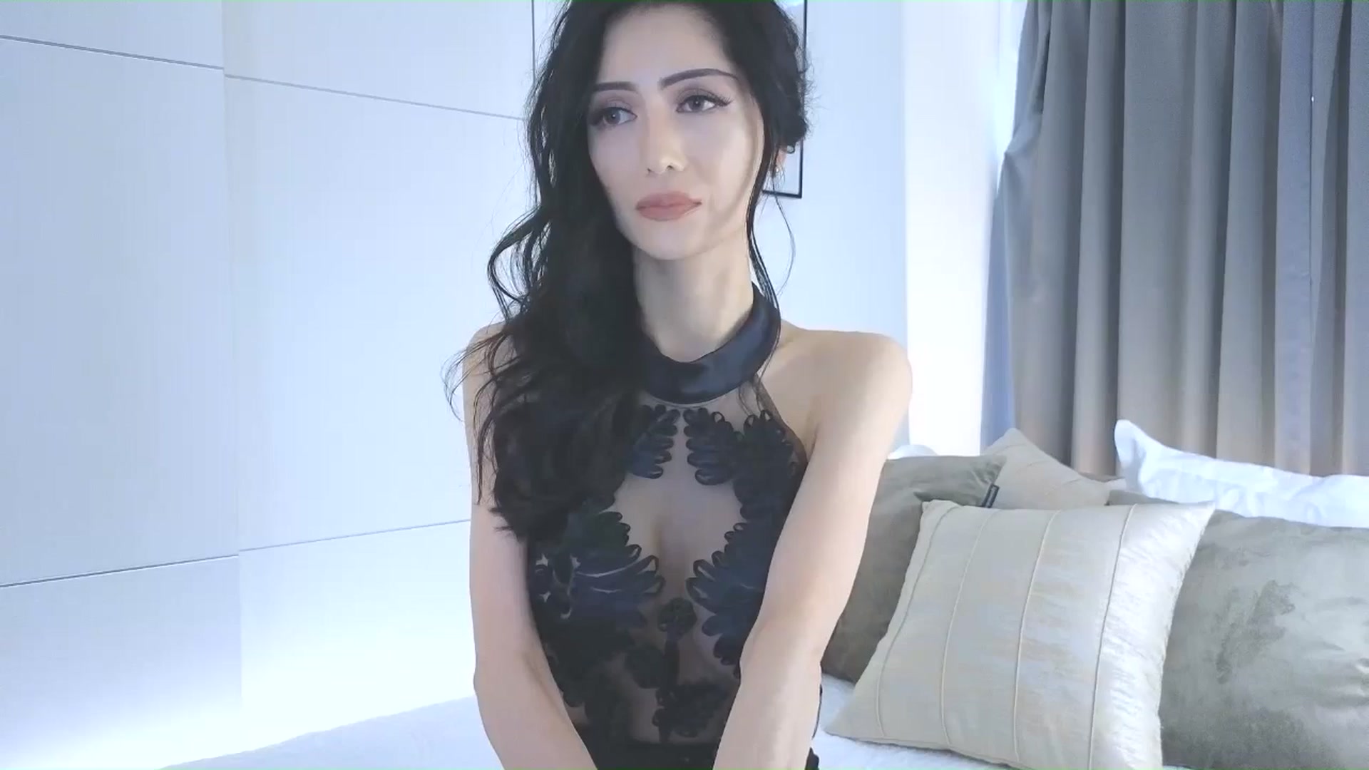 Gallery image thumbnail from Eleah's myfreecams stream on, 10/26/2025, 24:01 image 3 of 20