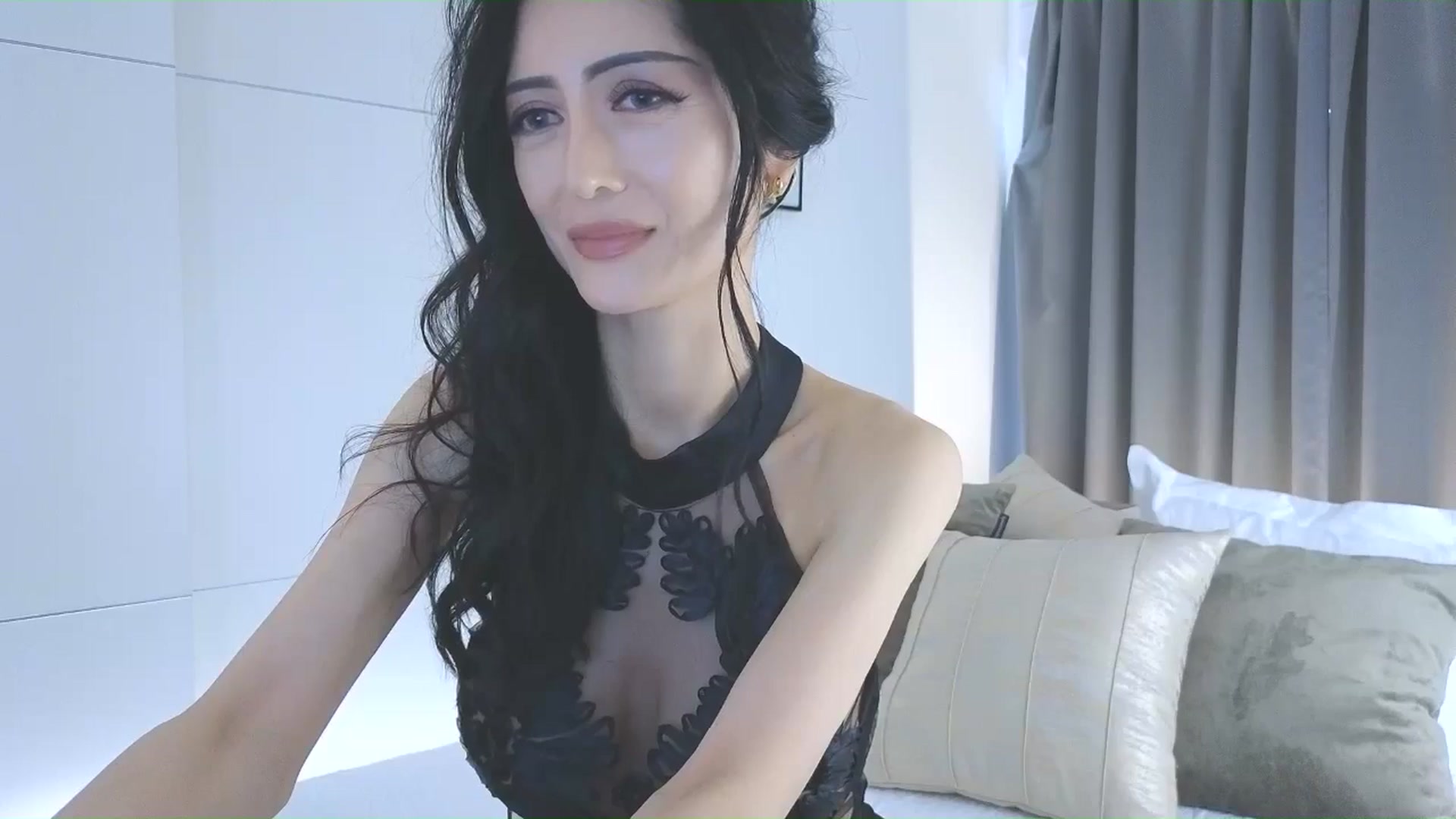 Gallery image thumbnail from Eleah's myfreecams stream on, 10/26/2025, 24:01 image 19 of 20