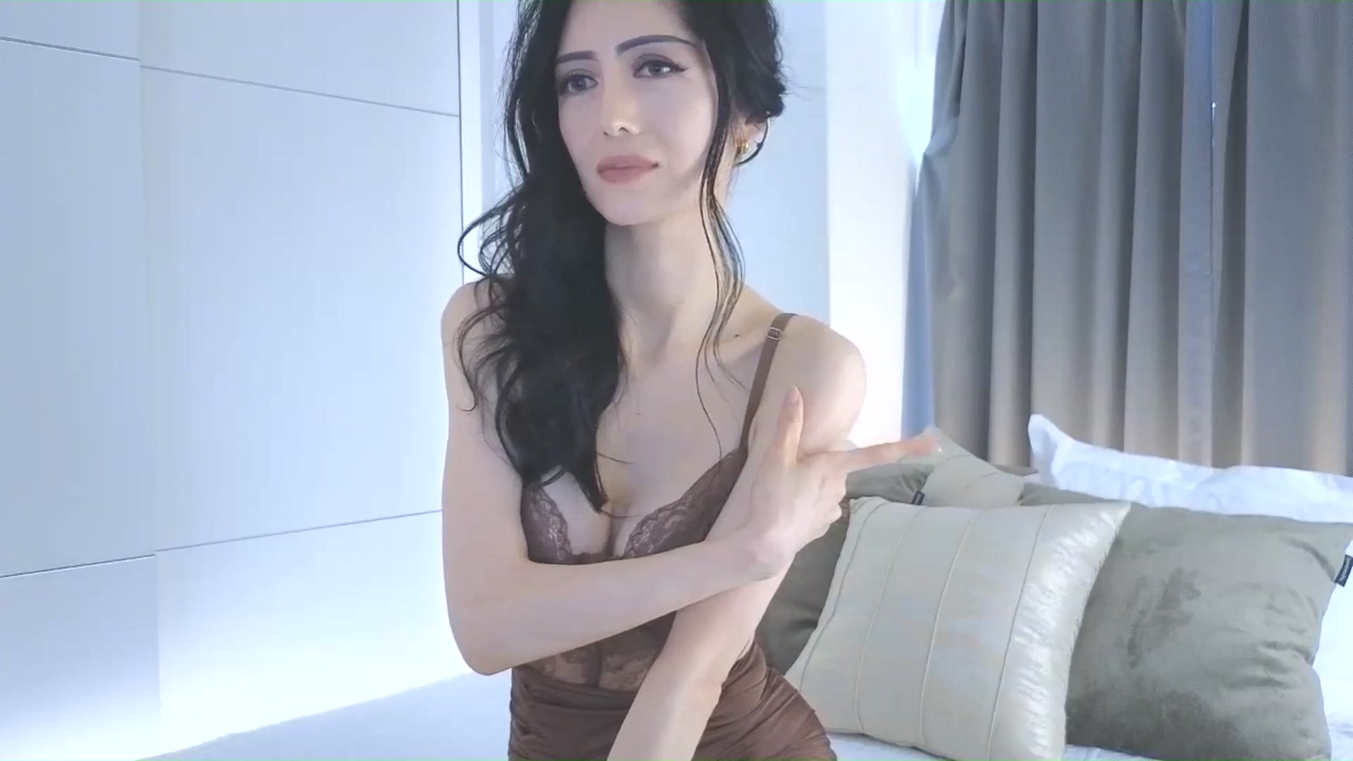 Gallery image thumbnail from Eleah's myfreecams stream on, 10/26/2025, 01:52 image 19 of 20