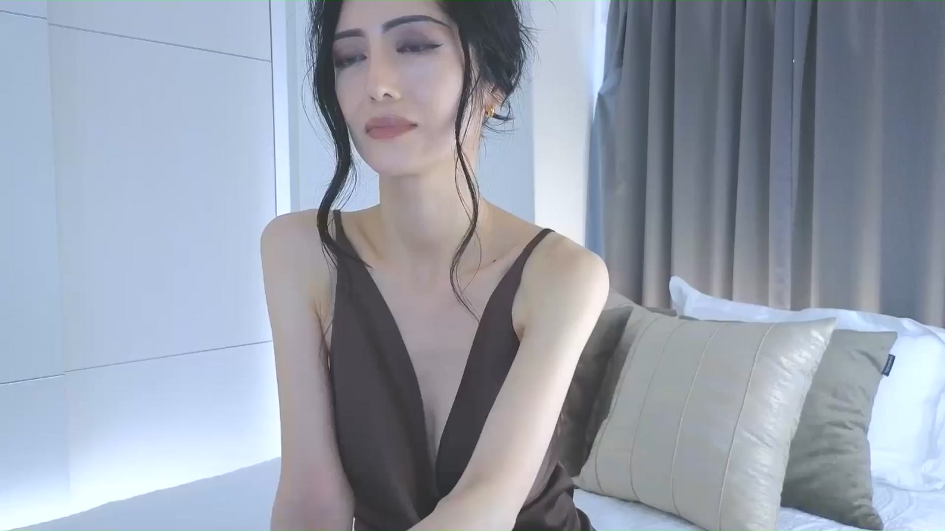 Gallery image thumbnail from Eleah's myfreecams stream on, 10/26/2025, 05:48 image 19 of 20