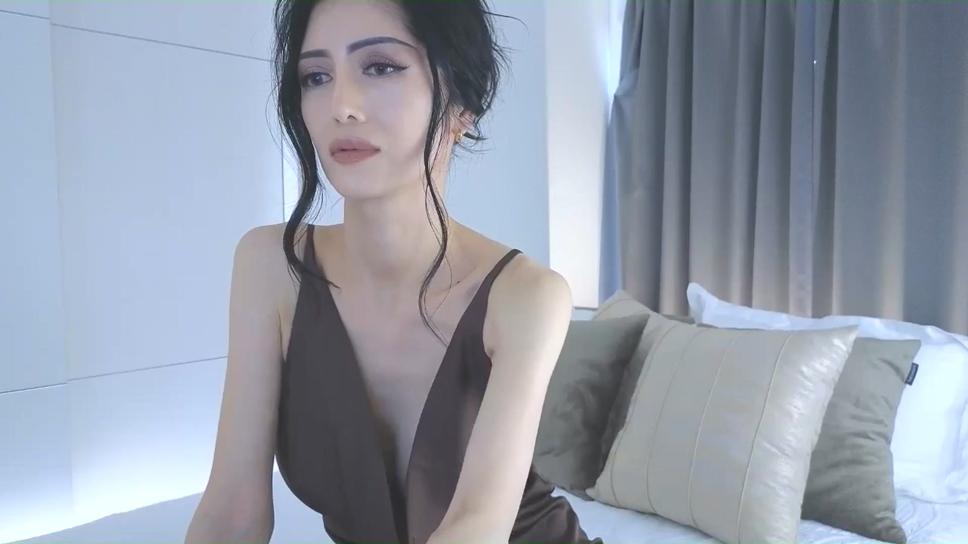 Gallery image thumbnail from Eleah's myfreecams stream on, 10/26/2025, 05:48 image 6 of 20