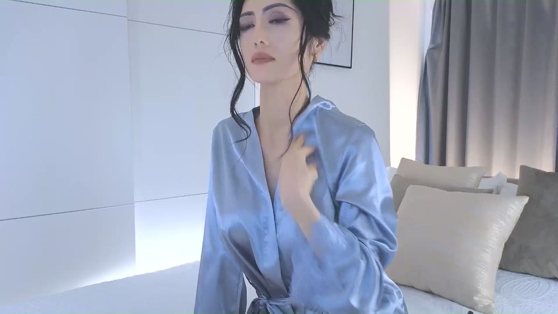 Gallery image thumbnail from Eleah's myfreecams stream on, 11/06/2025, 03:20 image 3 of 20