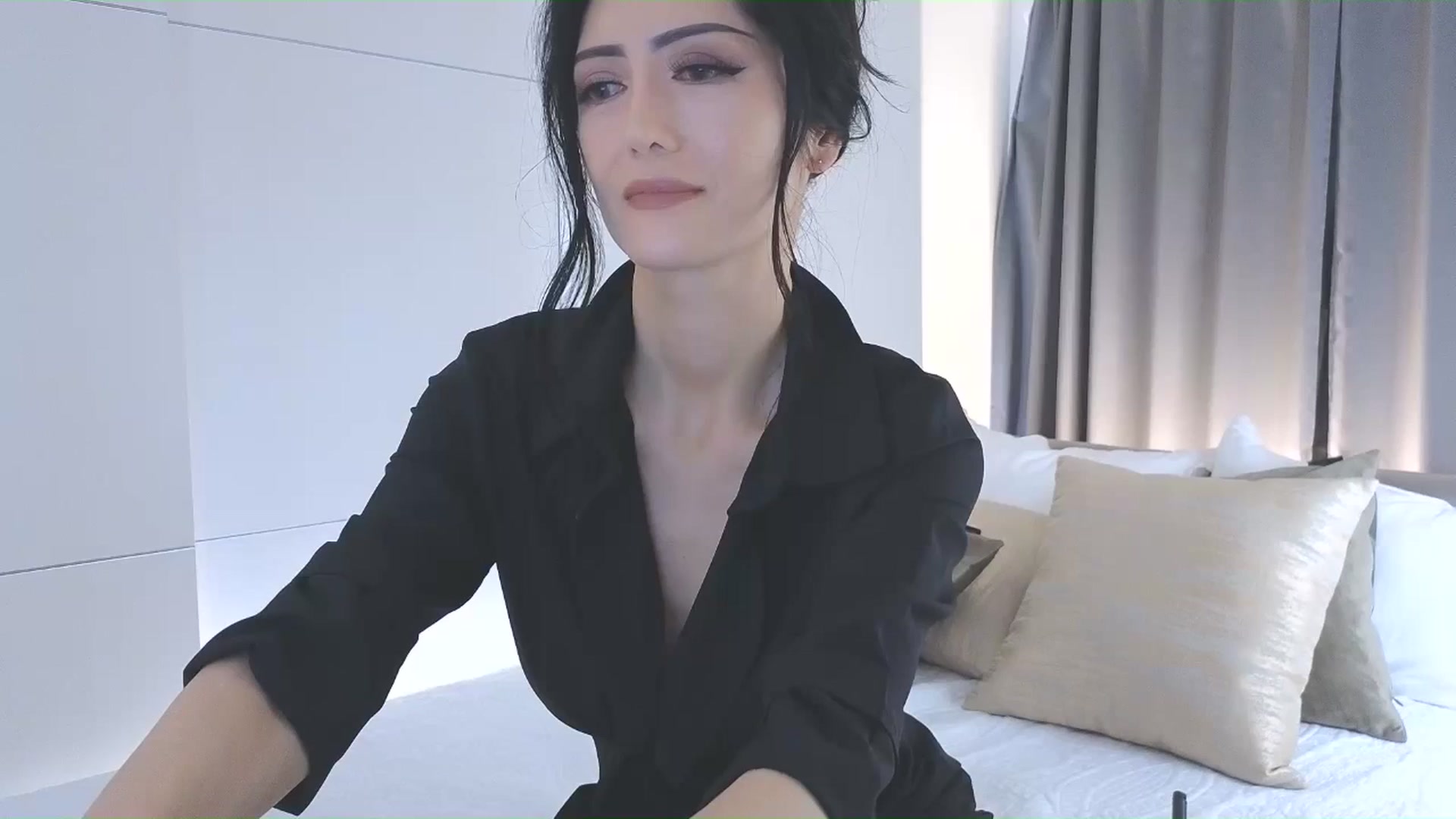 Gallery image thumbnail from Eleah's myfreecams stream on, 11/09/2025, 01:37 image 16 of 20