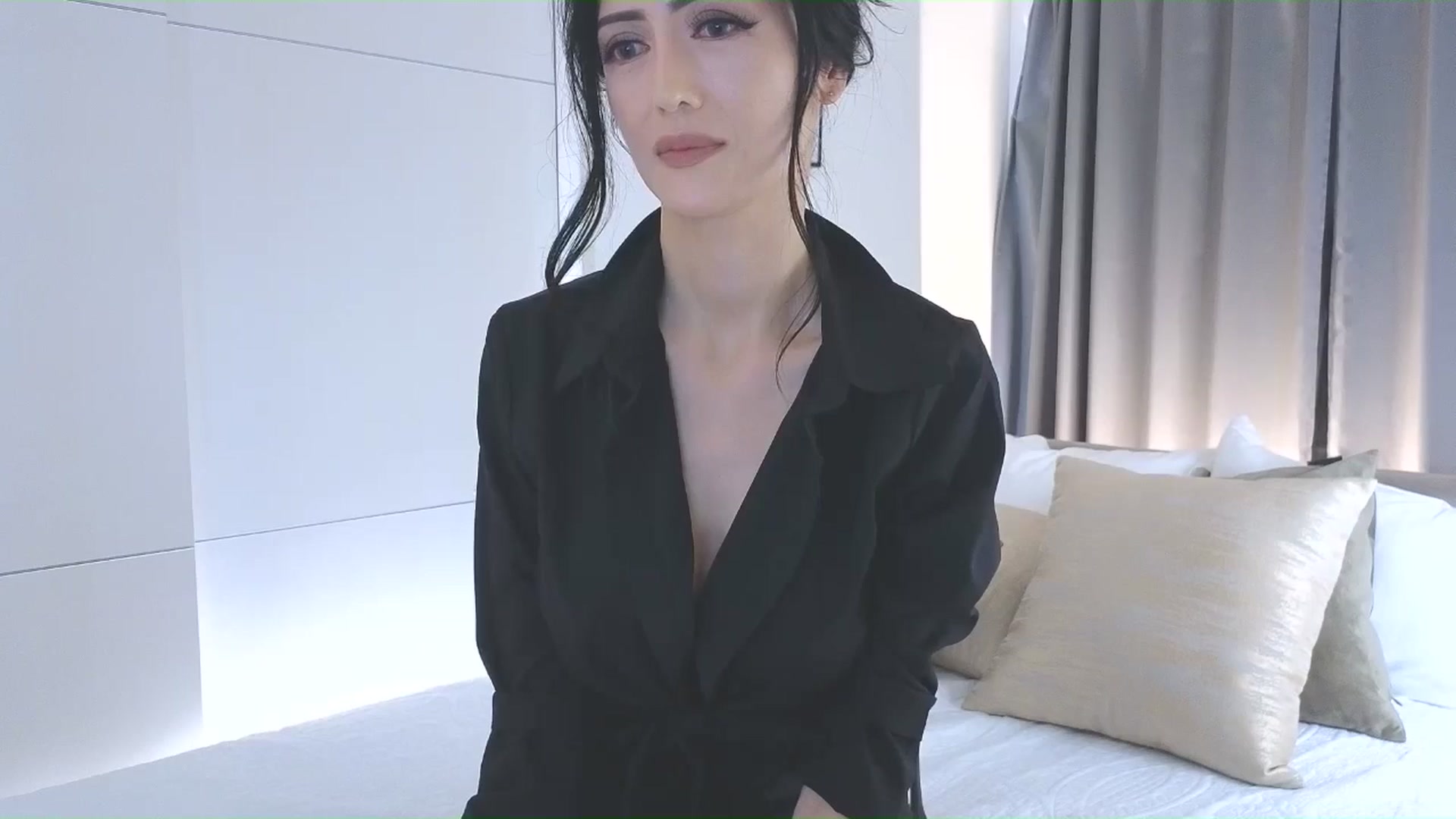 Gallery image thumbnail from Eleah's myfreecams stream on, 11/09/2025, 01:37 image 15 of 20