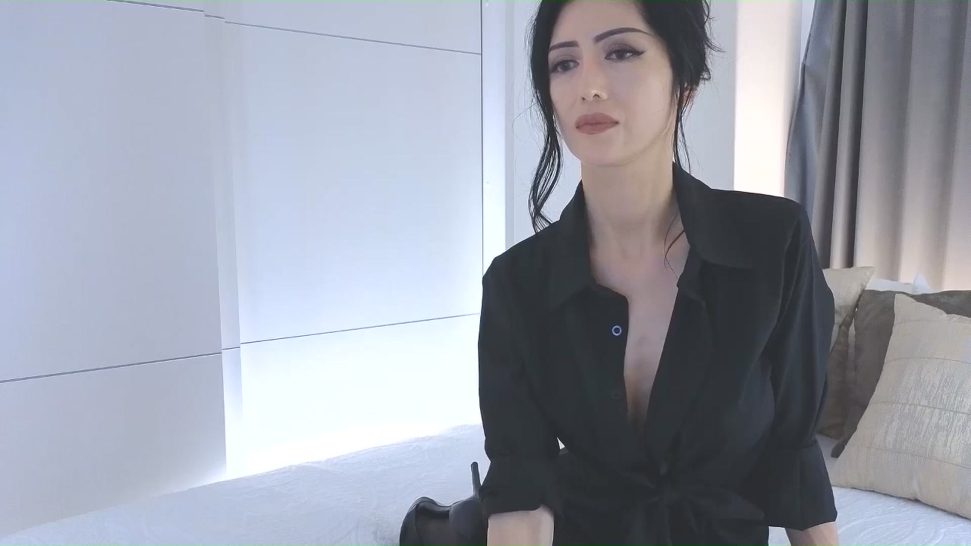 Gallery image thumbnail from Eleah's myfreecams stream on, 11/09/2025, 07:00 image 12 of 20