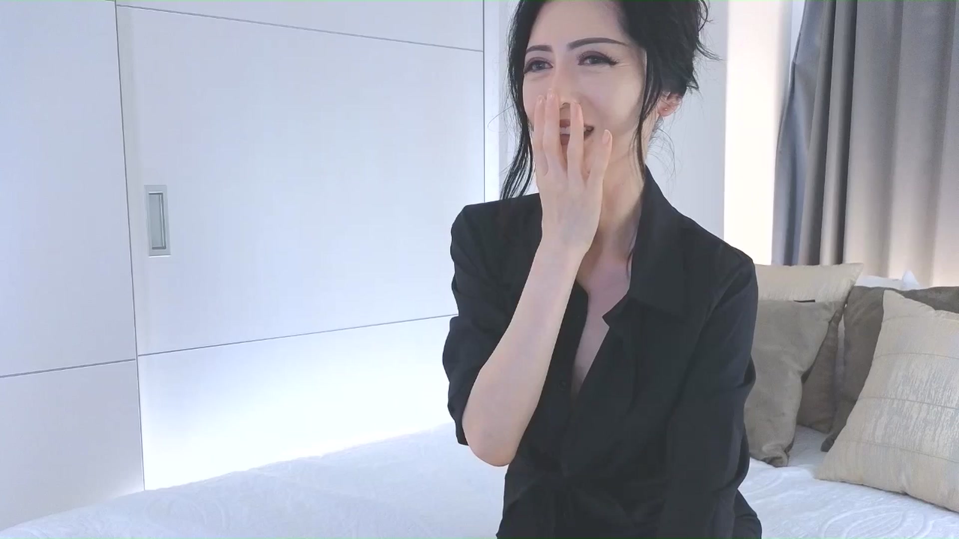 Gallery image thumbnail from Eleah's myfreecams stream on, 11/09/2025, 07:00 image 16 of 20