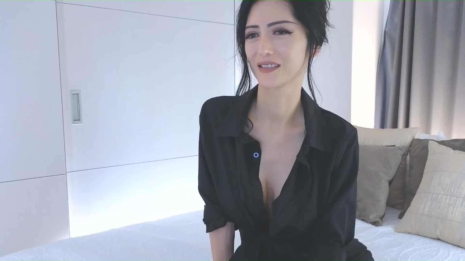 Gallery image thumbnail from Eleah's myfreecams stream on, 11/09/2025, 07:00 image 13 of 20