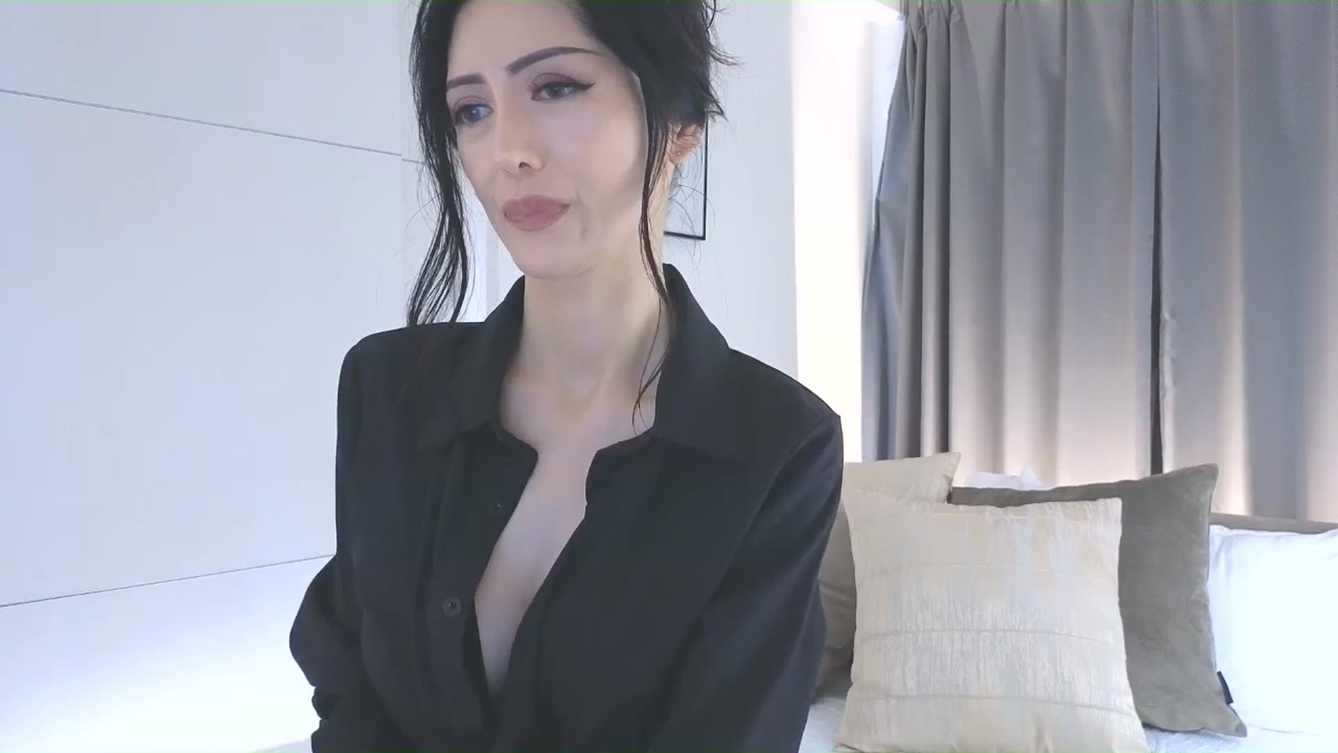 Gallery image thumbnail from Eleah's myfreecams stream on, 11/09/2025, 08:03 image 3 of 20