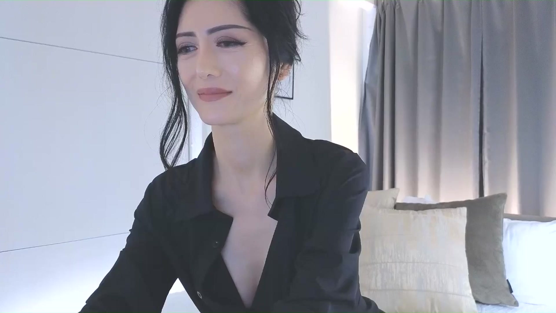 Gallery image thumbnail from Eleah's myfreecams stream on, 11/09/2025, 08:03 image 9 of 20
