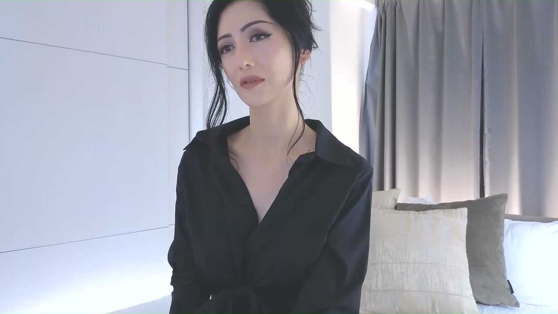 Gallery image thumbnail from Eleah's myfreecams stream on, 11/09/2025, 08:03 image 14 of 20