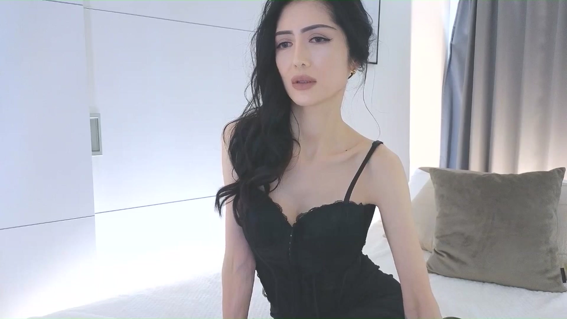 Gallery image thumbnail from Eleah's myfreecams stream on, 11/20/2025, 02:50 image 19 of 20