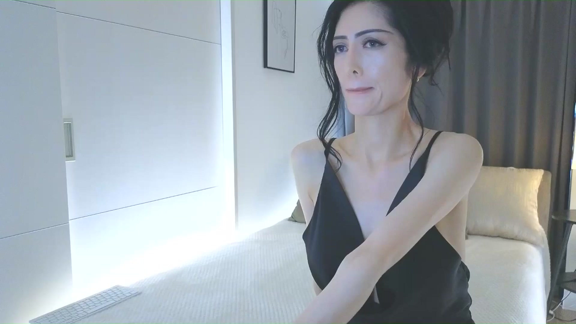 Gallery image thumbnail from Eleah's myfreecams stream on, 11/23/2025, 04:06 image 8 of 20