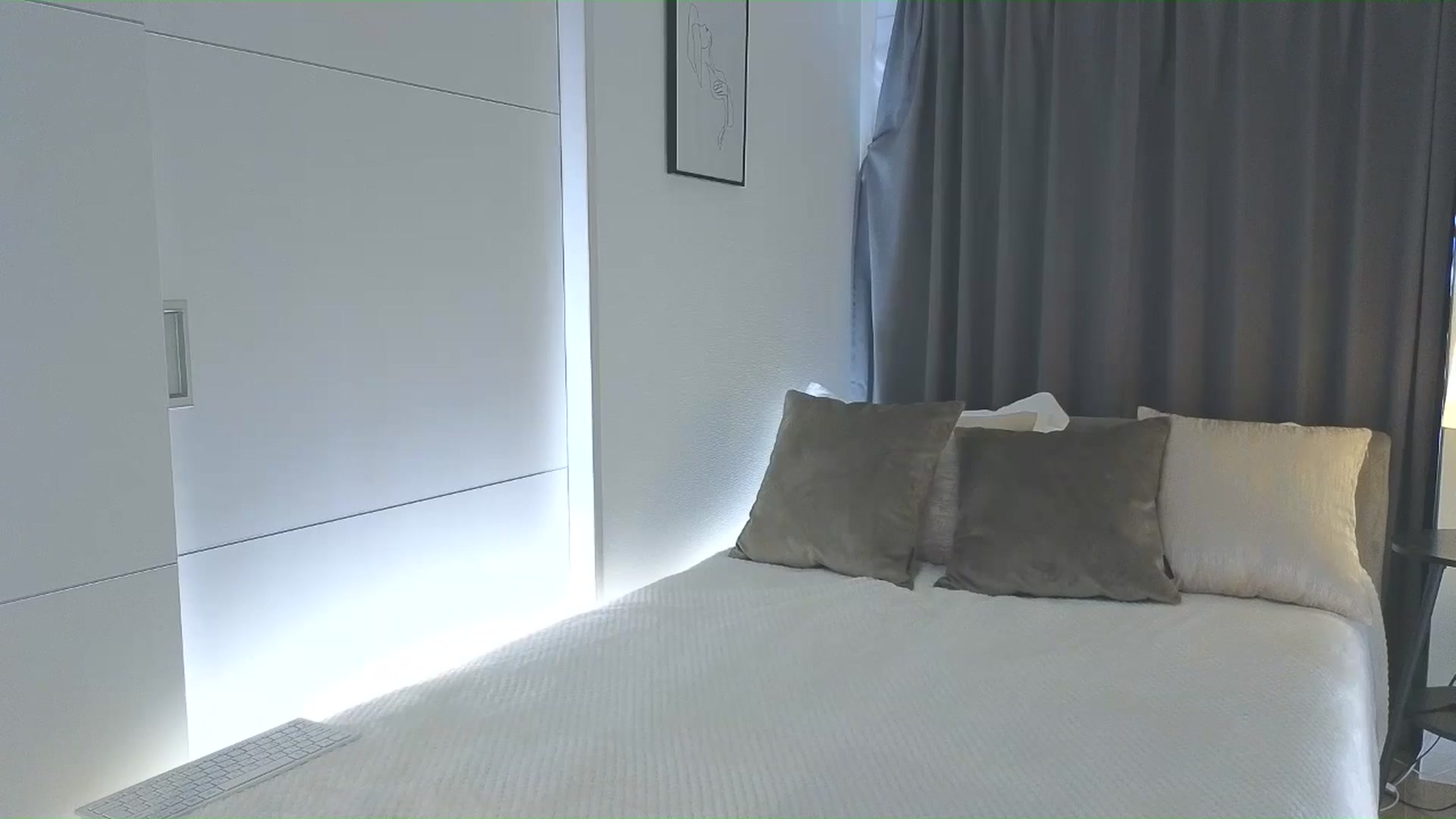Gallery image thumbnail from Eleah's myfreecams stream on, 11/23/2025, 04:06 image 3 of 20