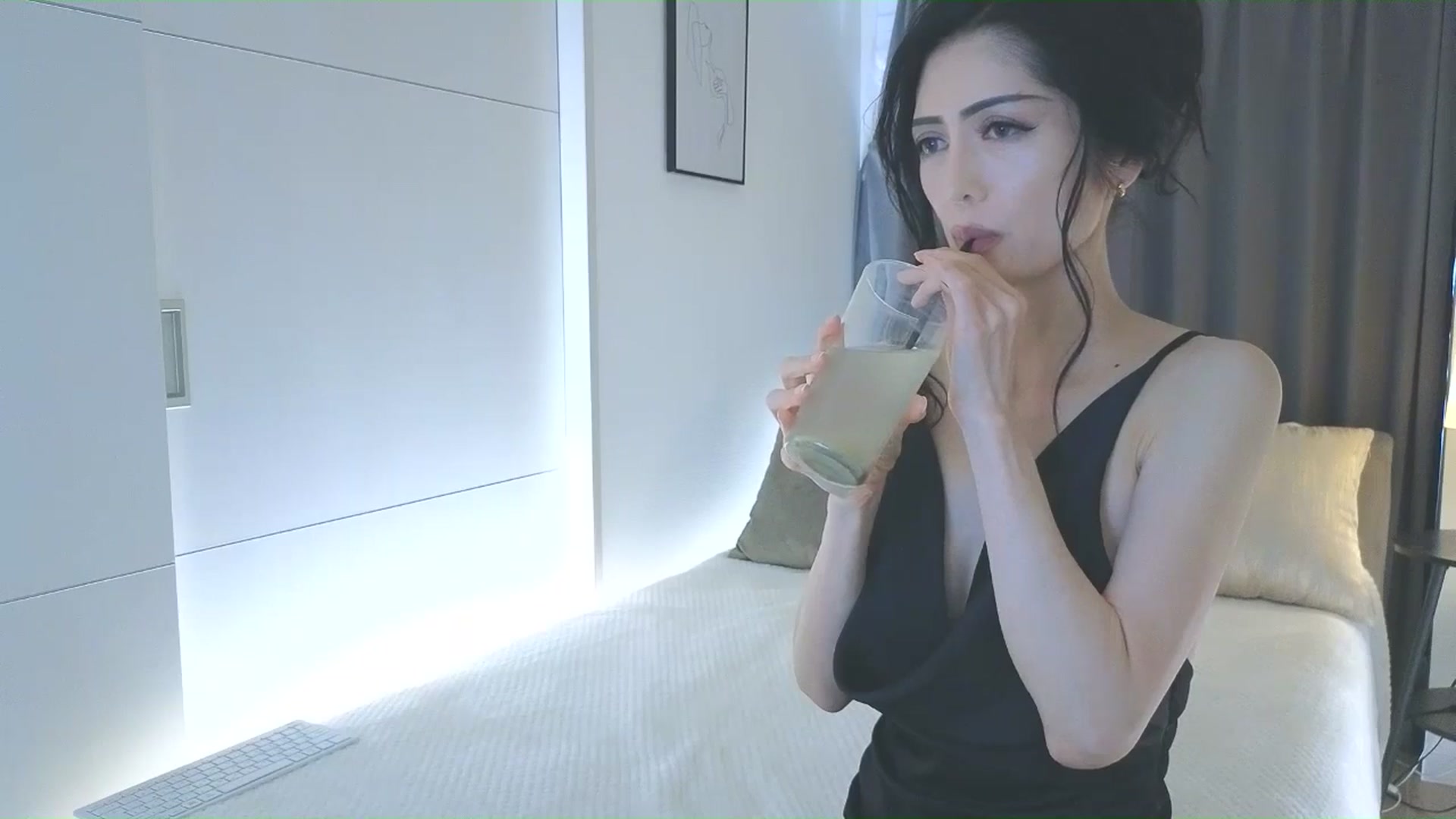 Gallery image thumbnail from Eleah's myfreecams stream on, 11/23/2025, 04:06 image 19 of 20