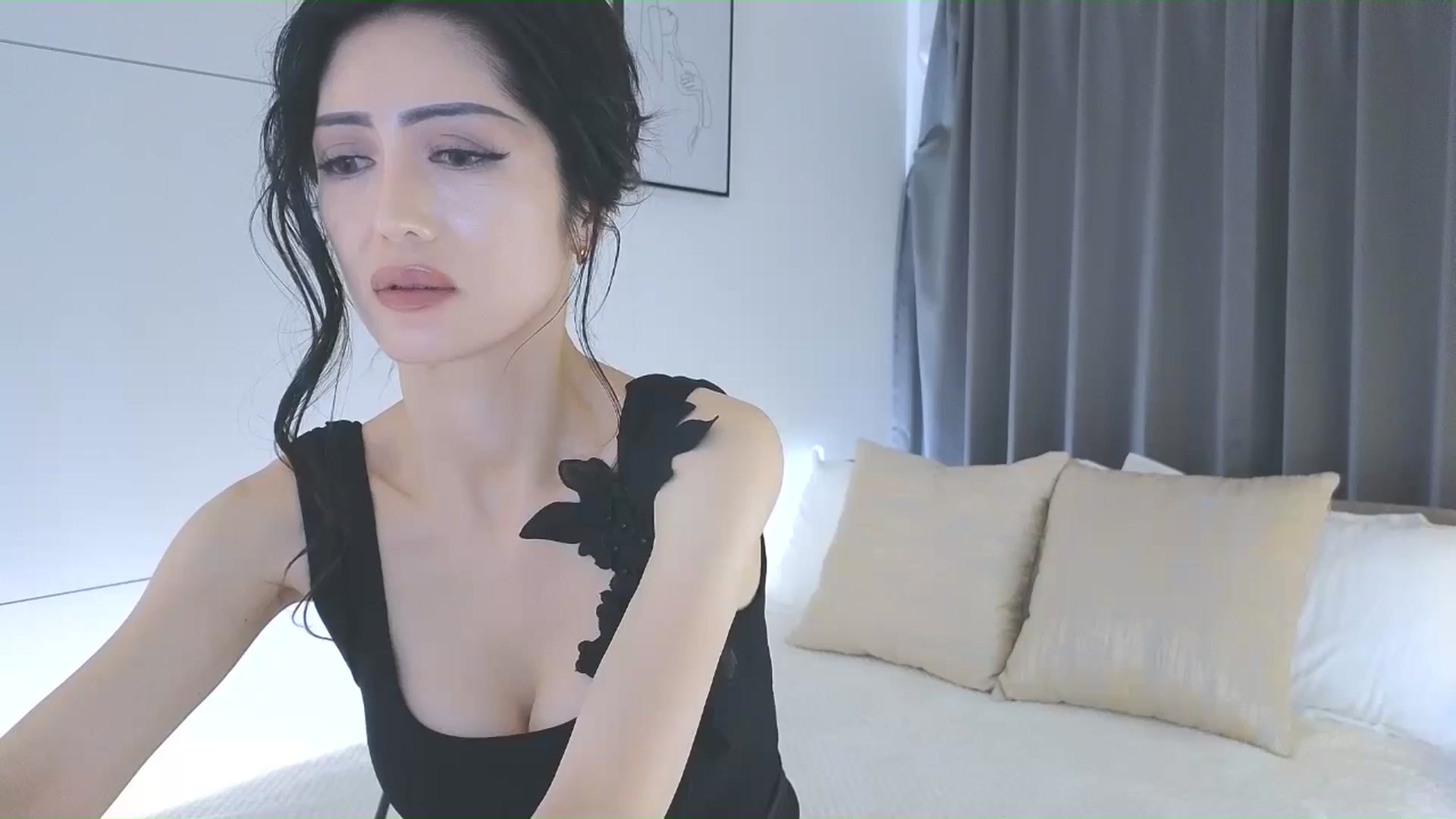 Gallery image thumbnail from Eleah's myfreecams stream on, 12/07/2025, 09:02 image 20 of 20