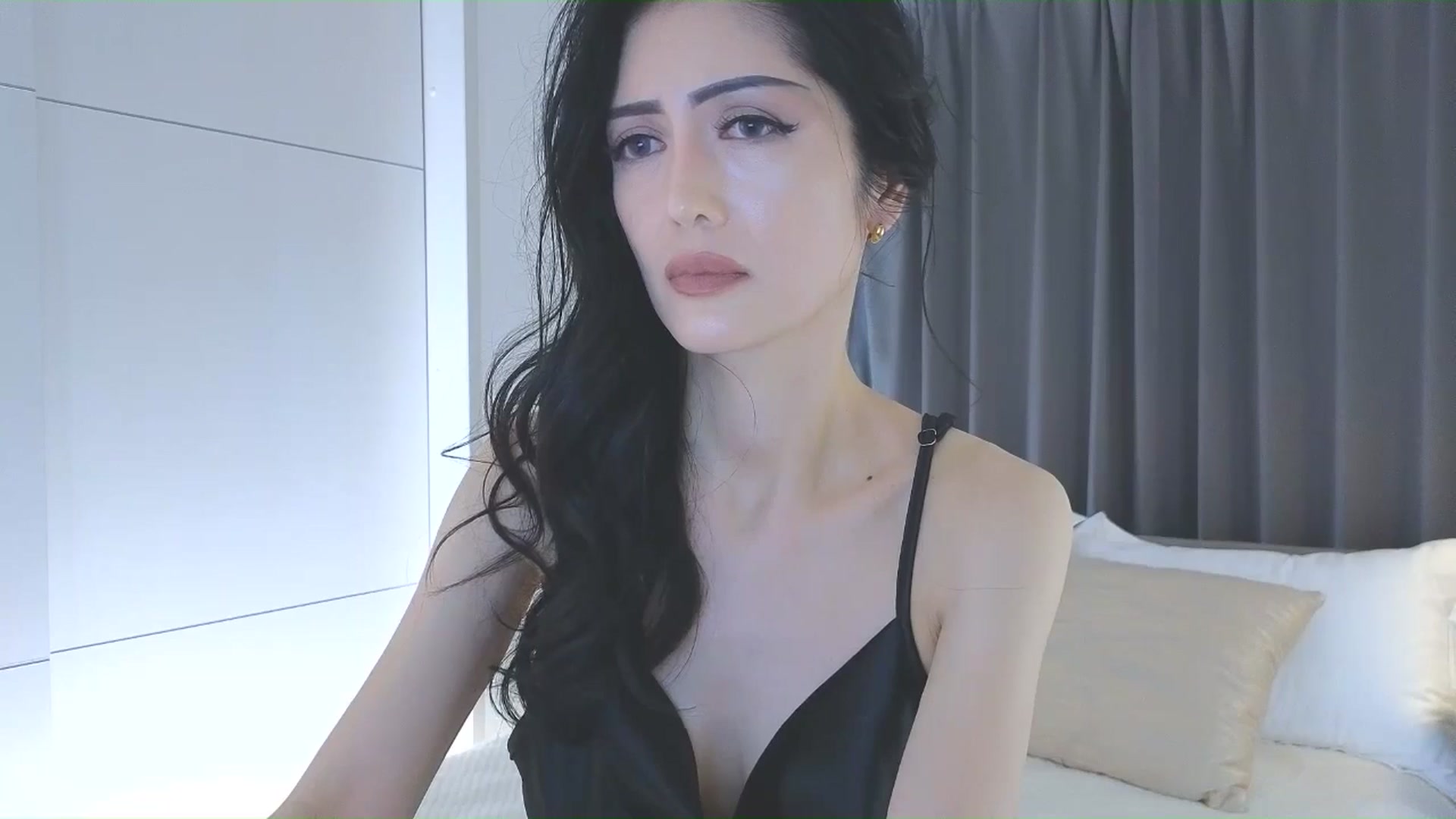 Gallery image thumbnail from Eleah's myfreecams stream on, 12/11/2025, 07:00 image 7 of 20