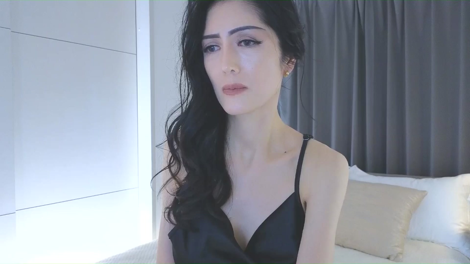 Gallery image thumbnail from Eleah's myfreecams stream on, 12/11/2025, 07:00 image 10 of 20