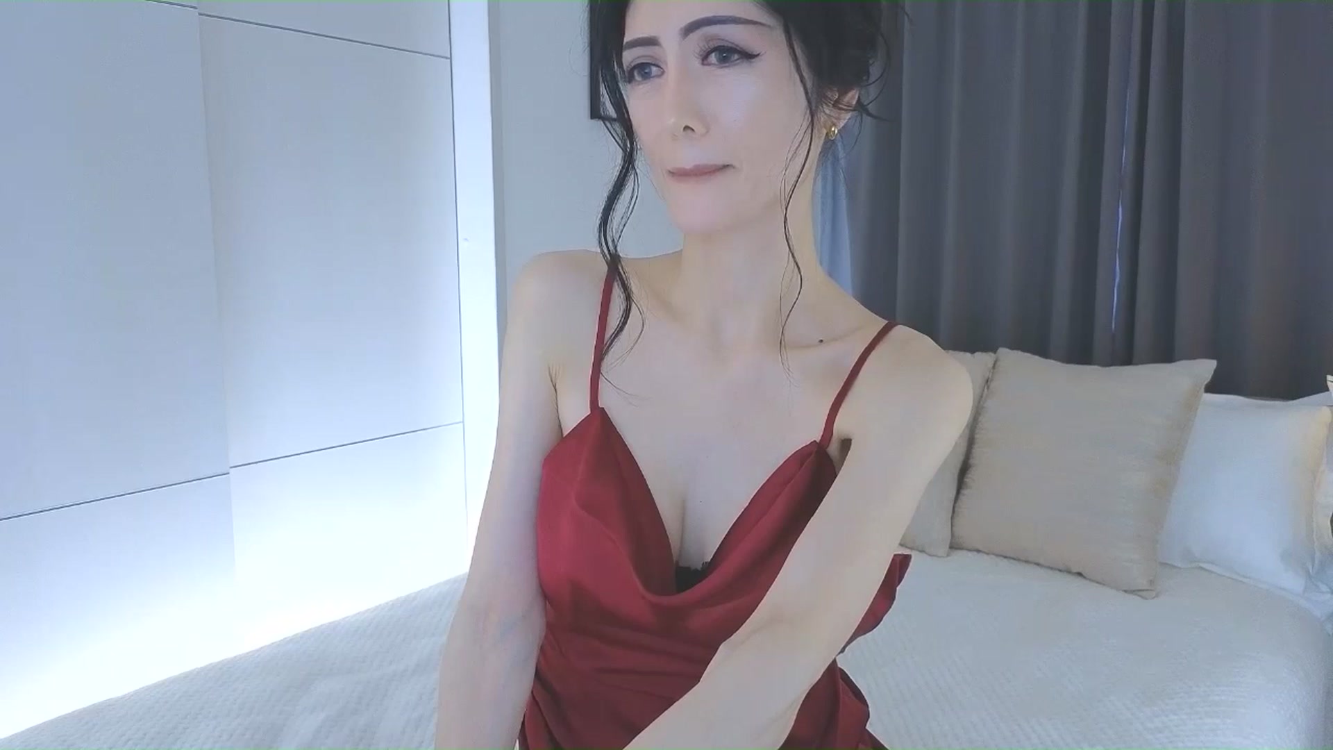Gallery image thumbnail from Eleah's myfreecams stream on, 12/25/2025, 05:24 image 15 of 20