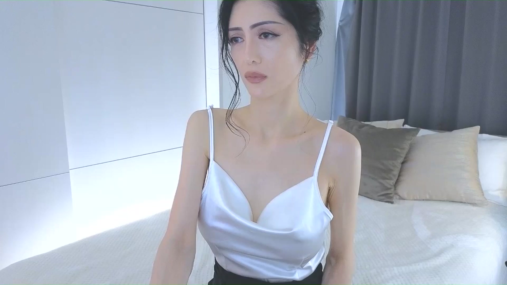 Gallery image thumbnail from Eleah's myfreecams stream on, 01/15/2026, 04:11 image 16 of 20