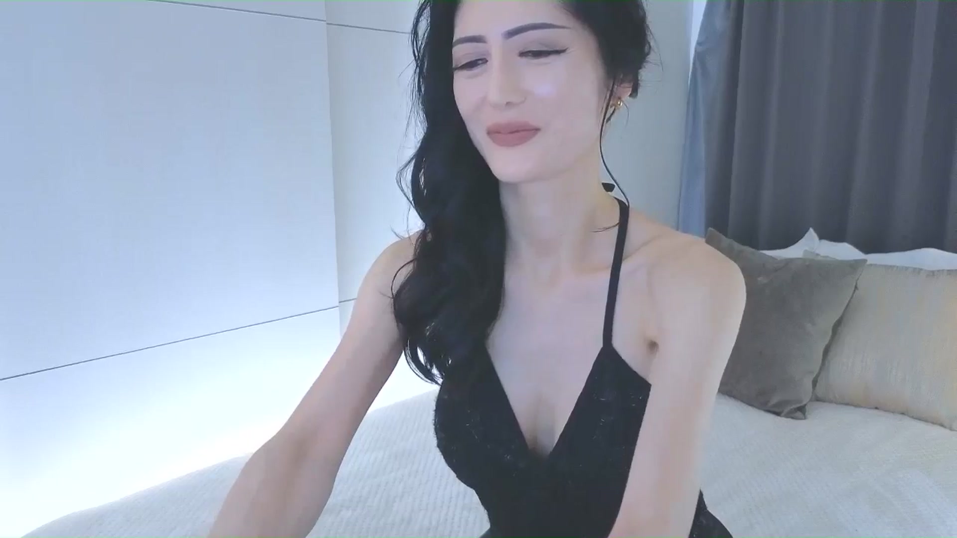 Gallery image thumbnail from Eleah's myfreecams stream on, 02/08/2026, 04:45 image 7 of 20