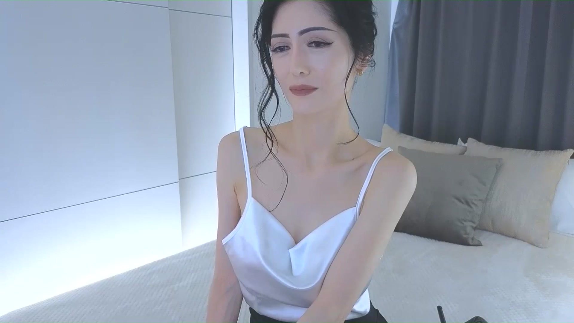 Gallery image thumbnail from Eleah's myfreecams stream on, 02/08/2026, 08:26 image 13 of 20
