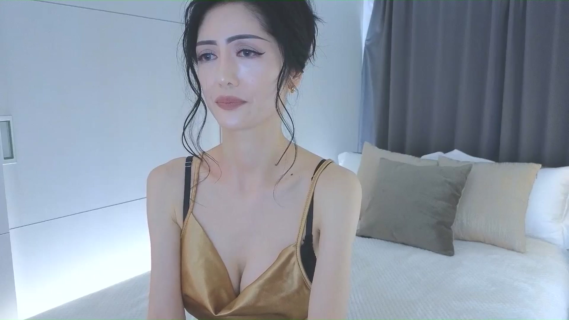 Gallery image thumbnail from Eleah's myfreecams stream on, 02/12/2026, 03:47 image 3 of 20