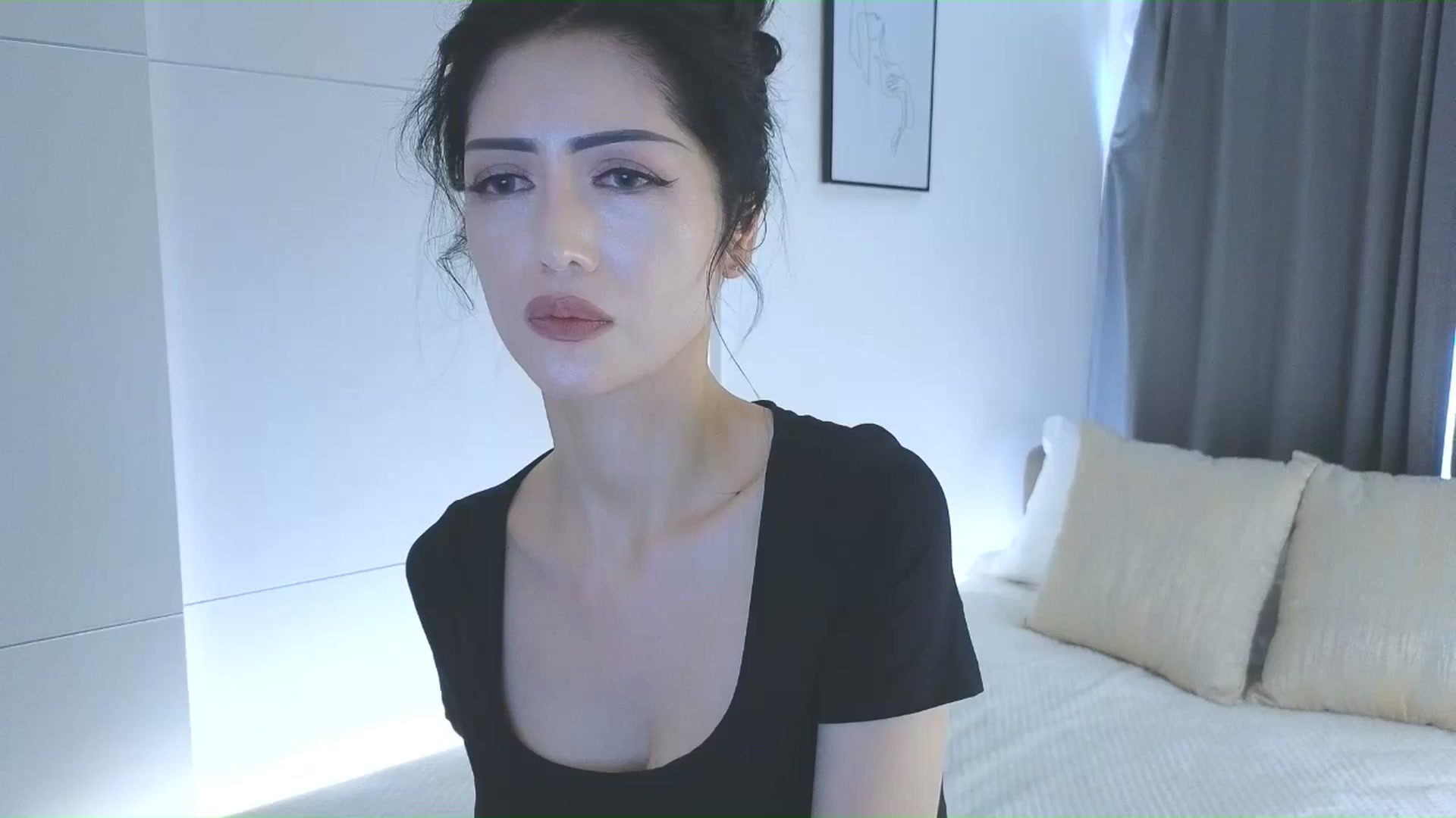 Gallery image thumbnail from Eleah's myfreecams stream on, 02/19/2026, 05:32 image 1 of 20