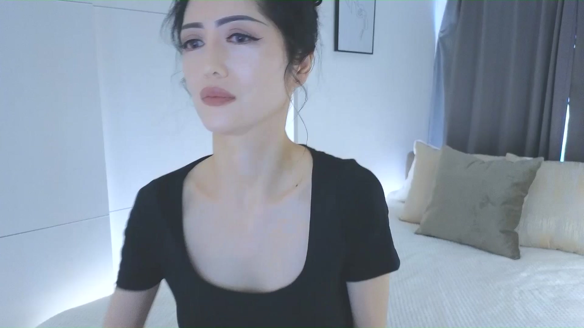 Gallery image thumbnail from Eleah's myfreecams stream on, 02/19/2026, 05:32 image 5 of 20