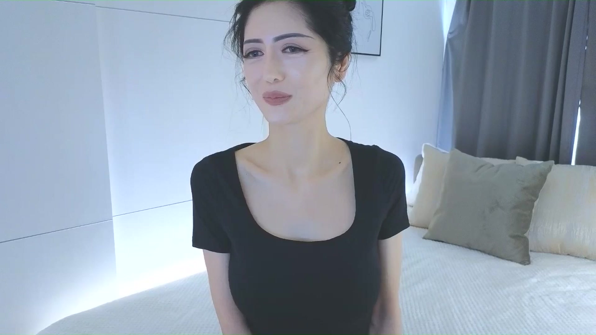 Gallery image thumbnail from Eleah's myfreecams stream on, 02/19/2026, 05:32 image 4 of 20