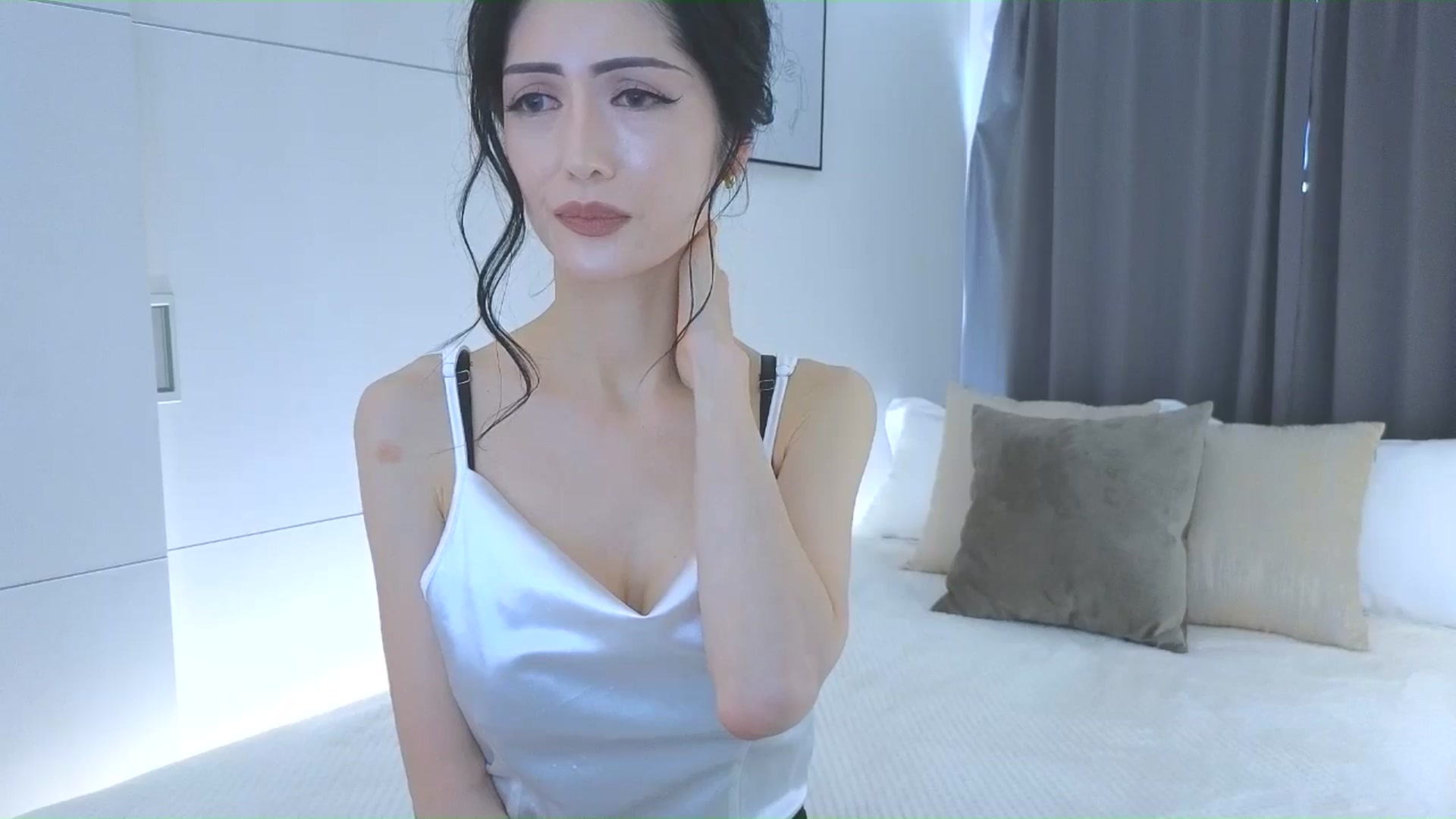 Gallery image thumbnail from Eleah's myfreecams stream on, 02/22/2026, 02:53 image 18 of 20