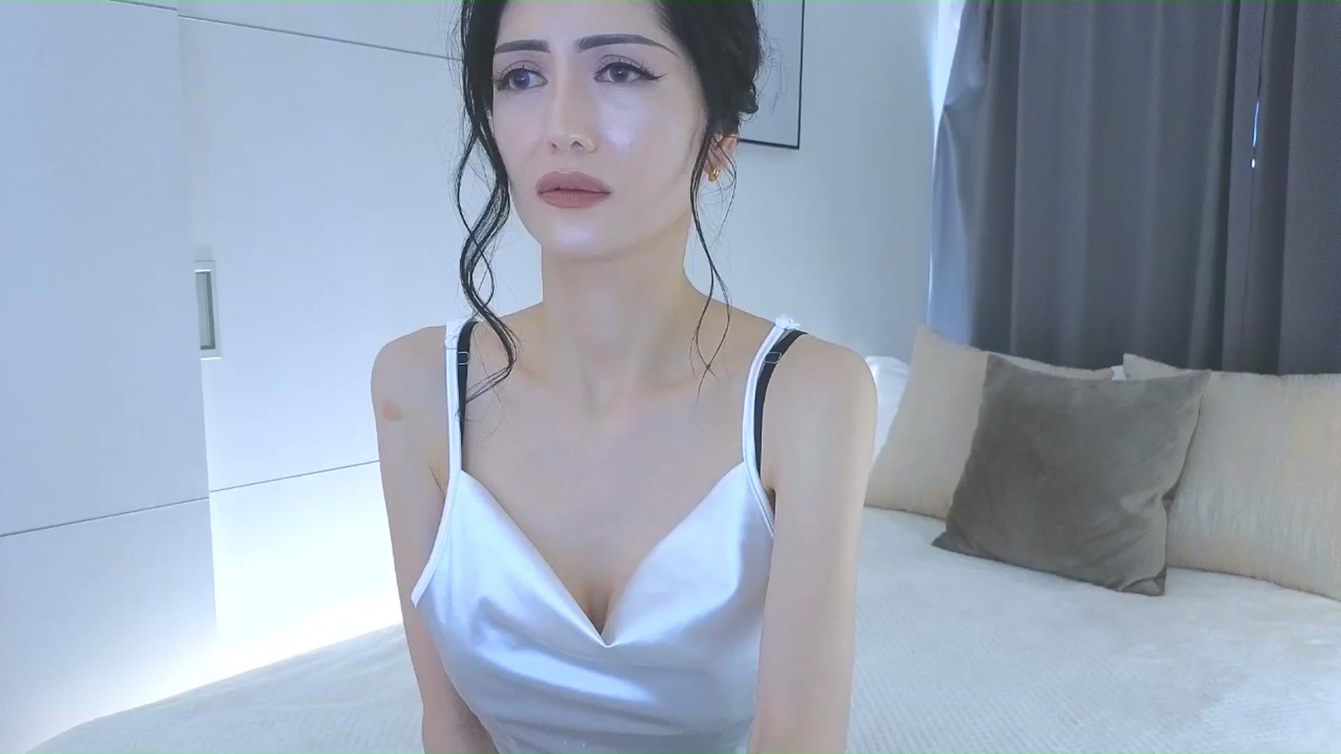 Gallery image thumbnail from Eleah's myfreecams stream on, 02/22/2026, 05:36 image 9 of 20