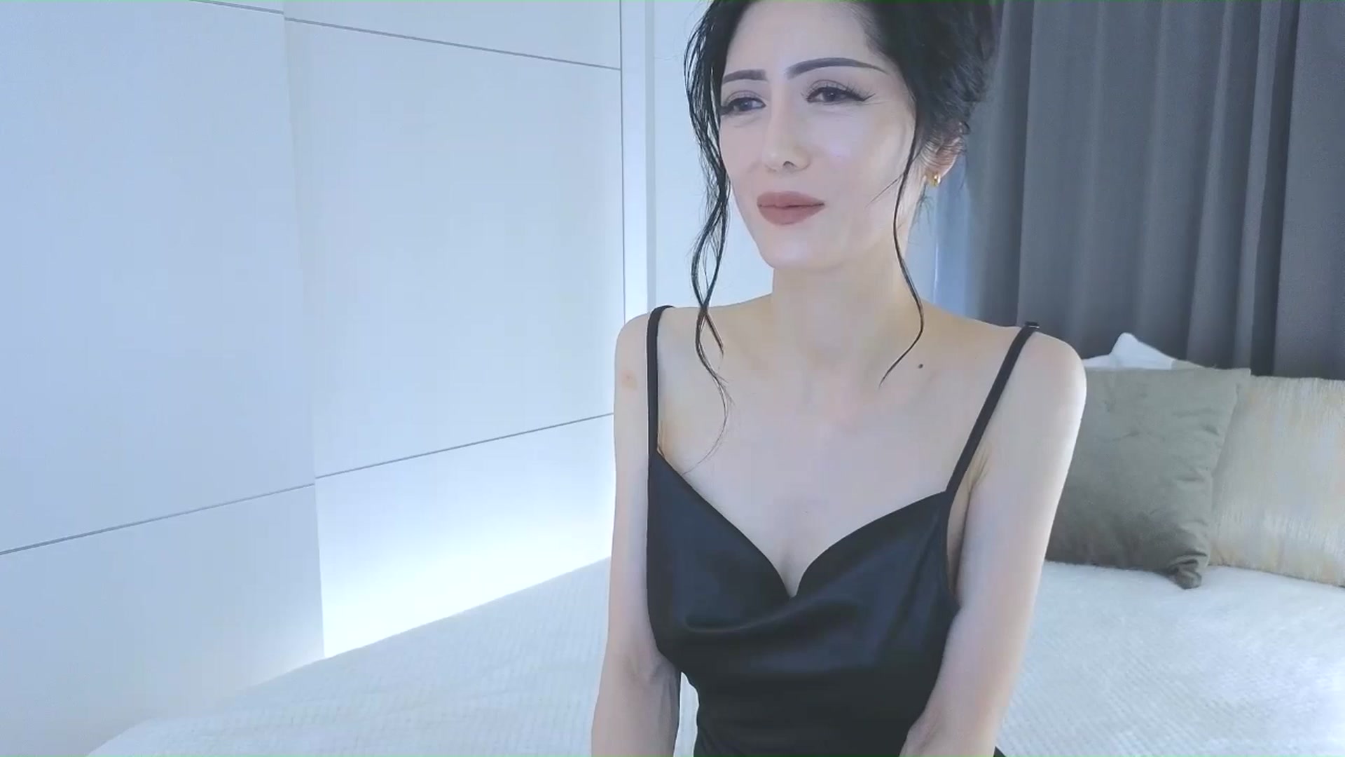 Gallery image thumbnail from Eleah's myfreecams stream on, 02/26/2026, 07:05 image 10 of 20