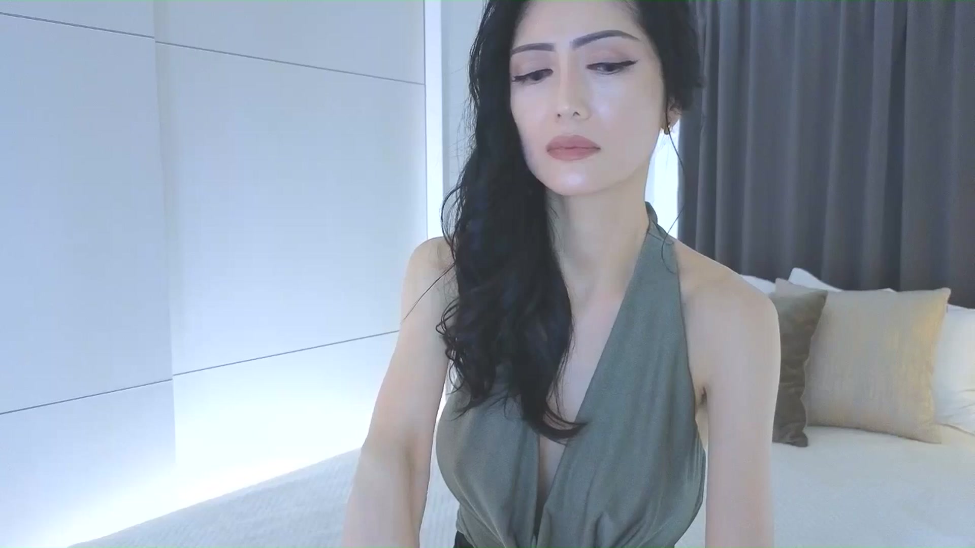 Gallery image thumbnail from Eleah's myfreecams stream on, 03/01/2026, 04:11 image 4 of 20