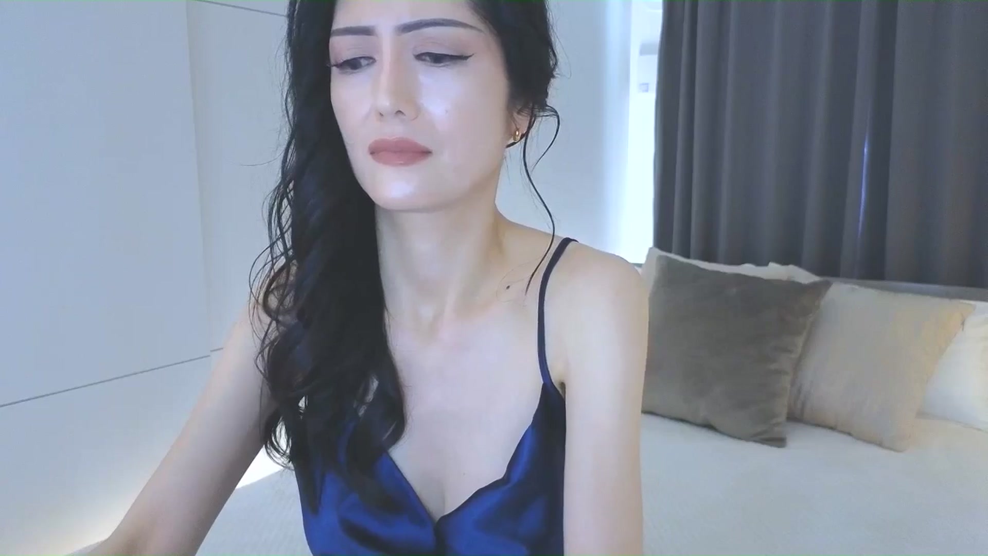 Gallery image thumbnail from Eleah's myfreecams stream on, 03/05/2026, 04:42 image 6 of 20