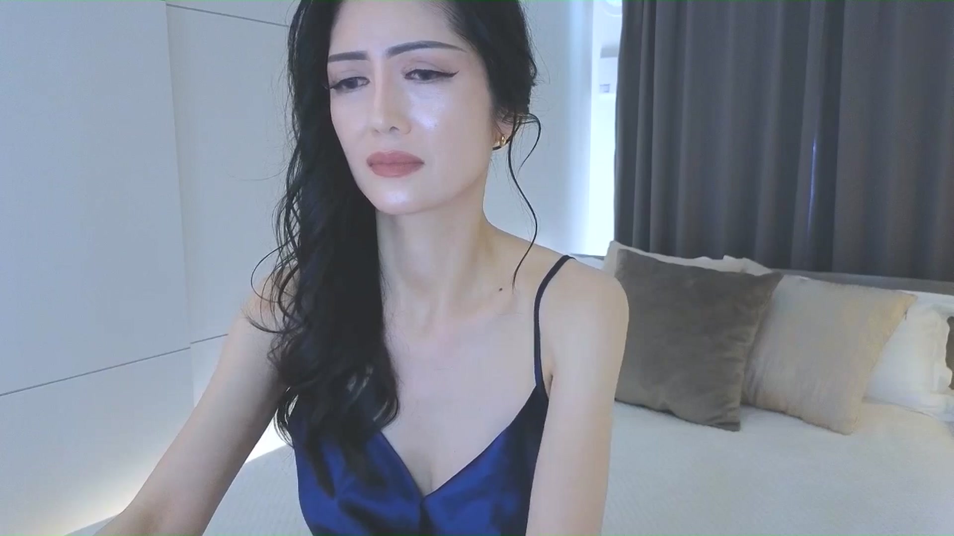 Gallery image thumbnail from Eleah's myfreecams stream on, 03/05/2026, 04:42 image 15 of 20