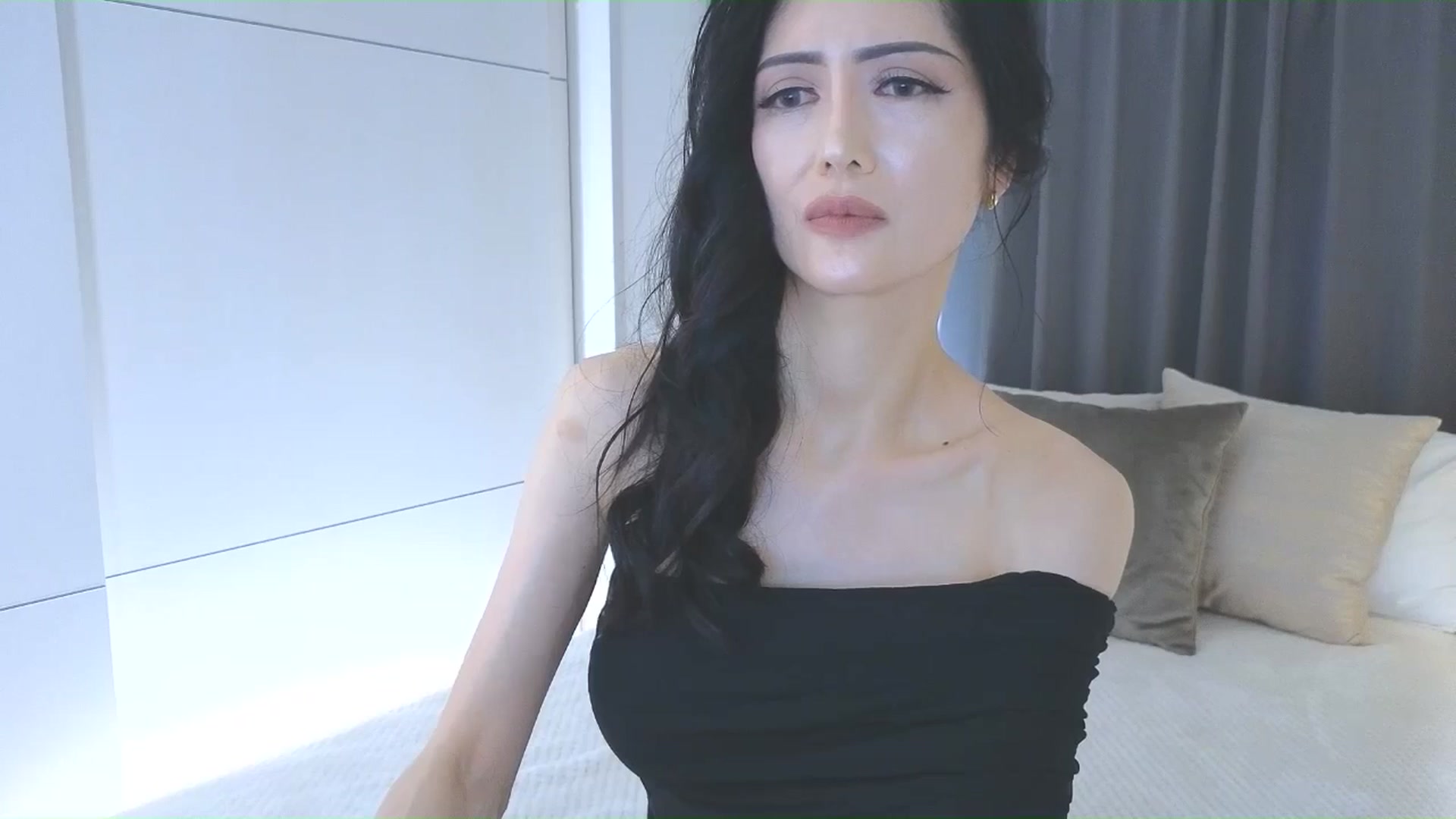Gallery image thumbnail from Eleah's myfreecams stream on, 03/08/2026, 04:33 image 20 of 20