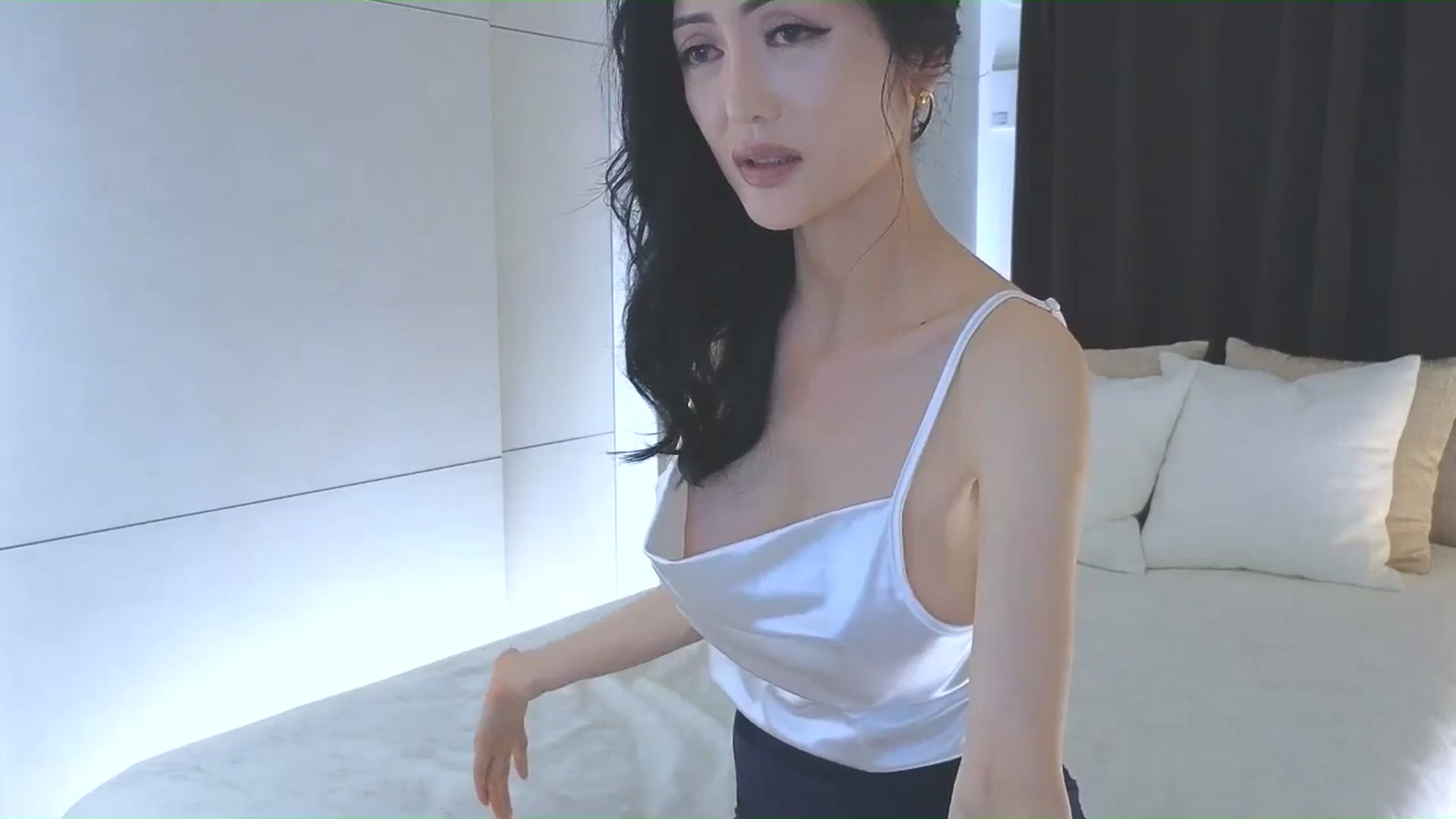 Gallery image thumbnail from Eleah's myfreecams stream on, 05/01/2026, 14:14 image 20 of 20