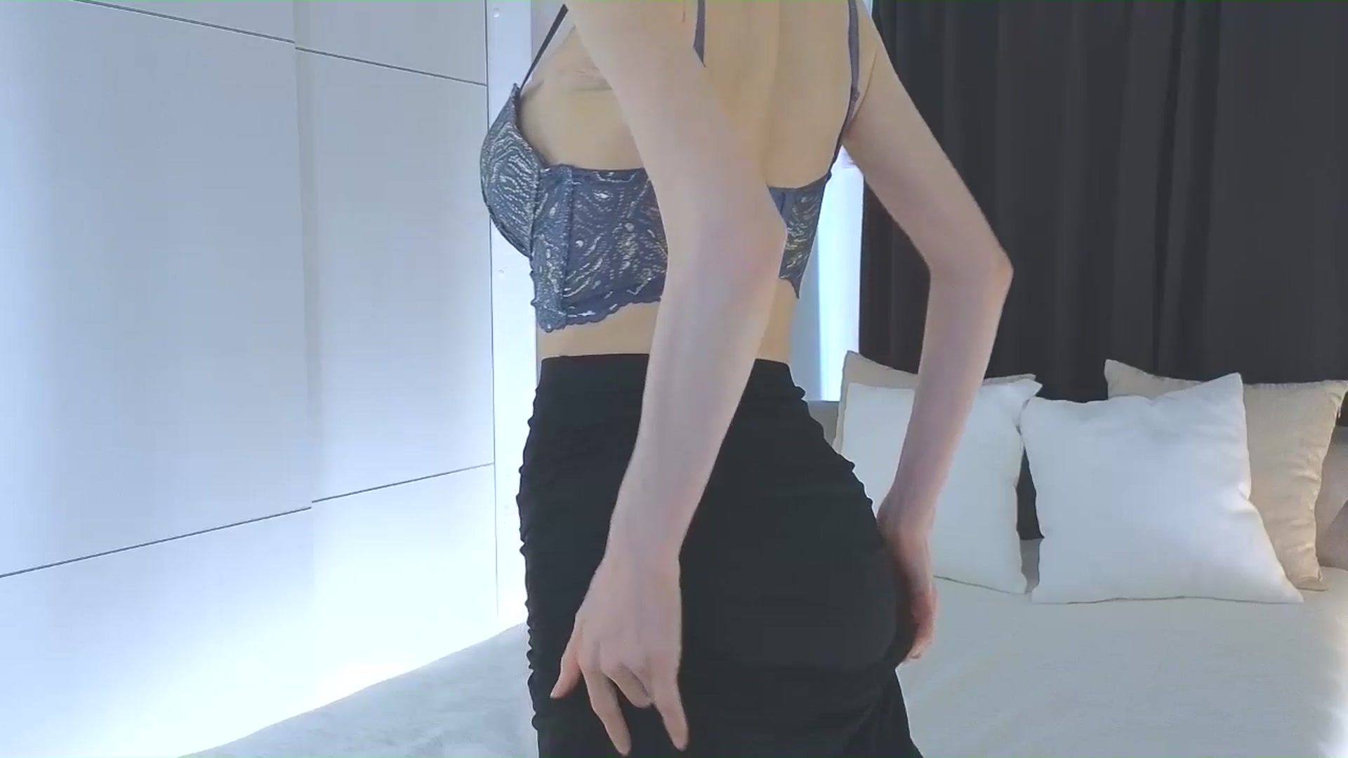 Gallery image thumbnail from Eleah's myfreecams stream on, 05/03/2026, 01:51 image 19 of 20