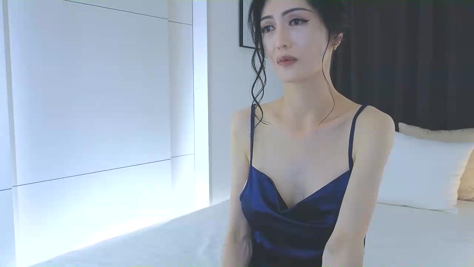 Gallery image thumbnail from Eleah's myfreecams stream on, 05/14/2026, 12:39 image 17 of 20