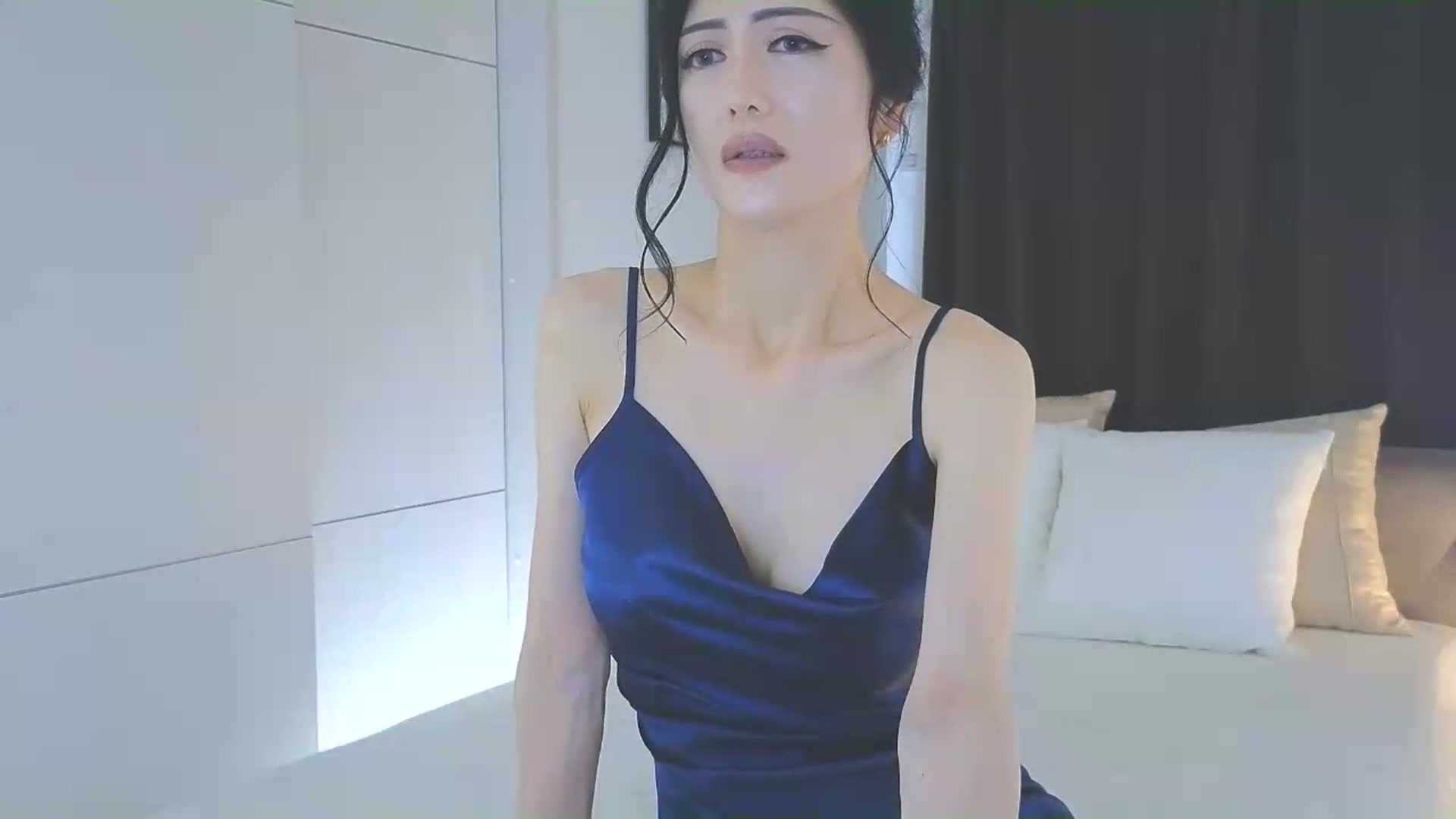 Gallery image thumbnail from Eleah's myfreecams stream on, 05/23/2026, 16:56 image 3 of 20
