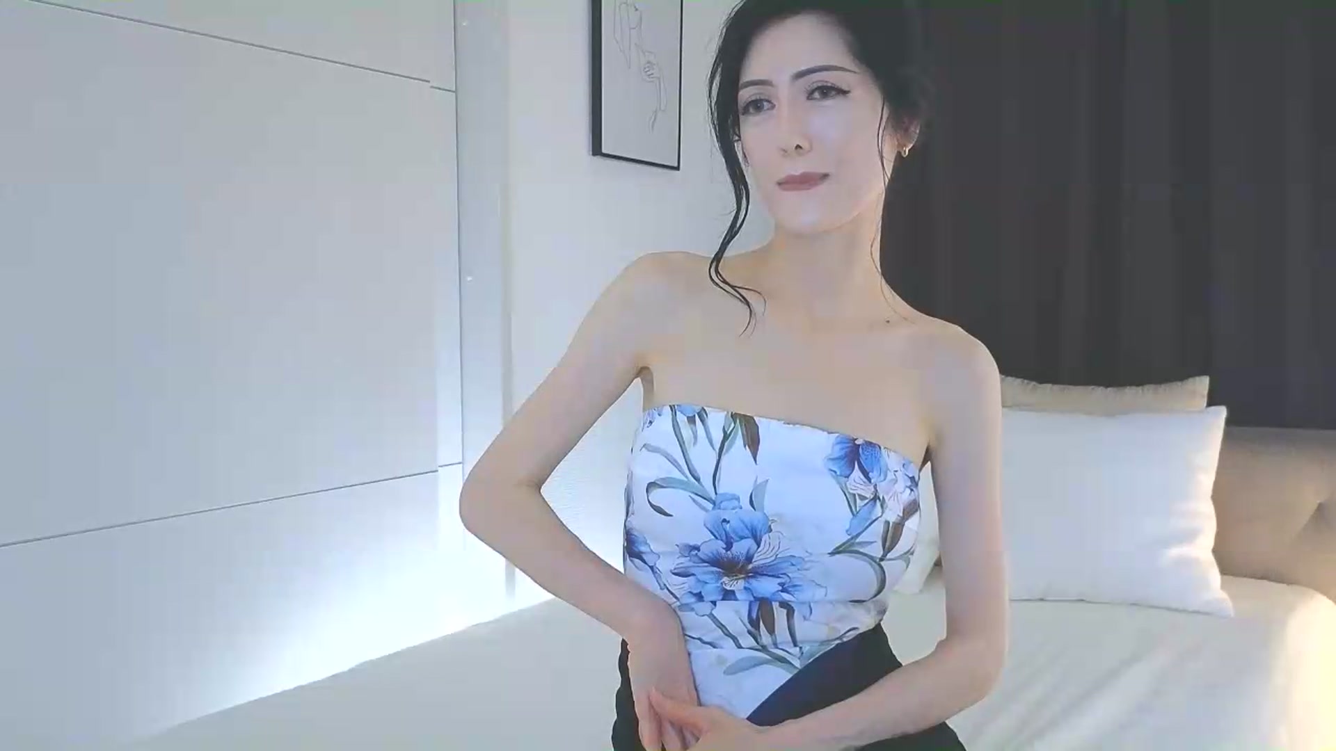 Gallery image thumbnail from Eleah's myfreecams stream on, 05/27/2026, 12:35 image 18 of 20